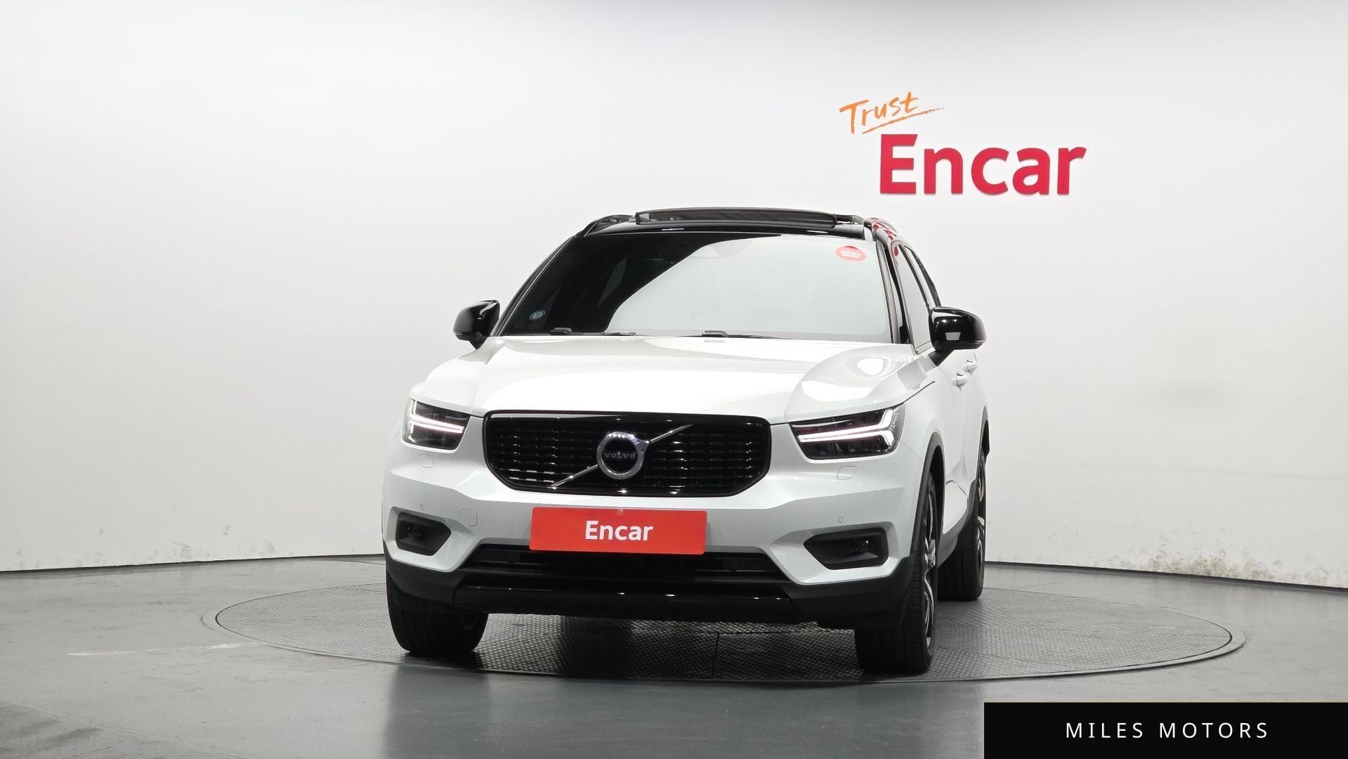 Volvo XC40 2021 — миниатюра 3