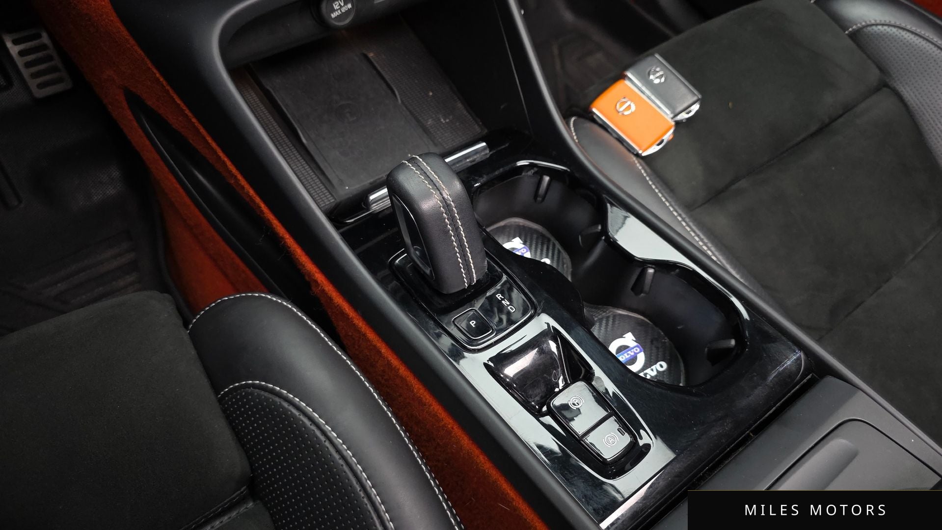 Volvo XC40 2021 — миниатюра 9