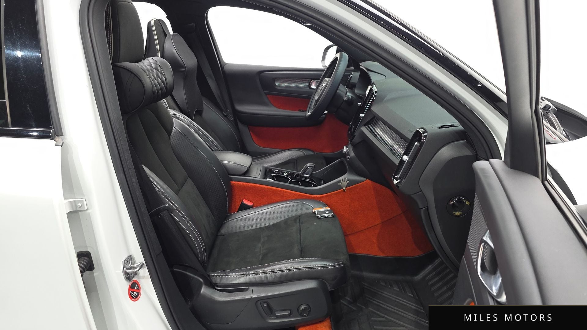 Volvo XC40 2021 — миниатюра 10