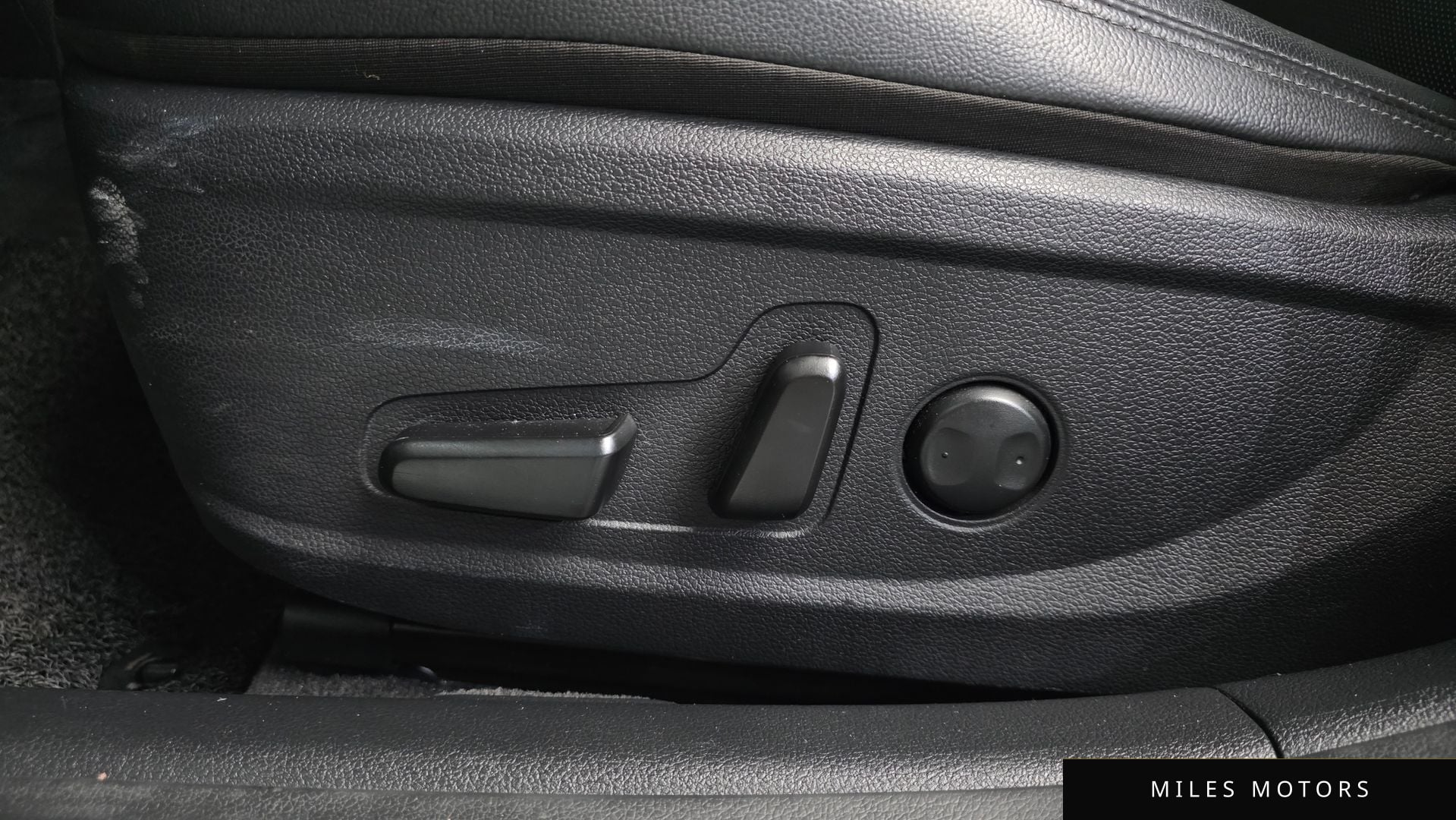 Hyundai 뉴 그랜저 IG 2020 — миниатюра 31