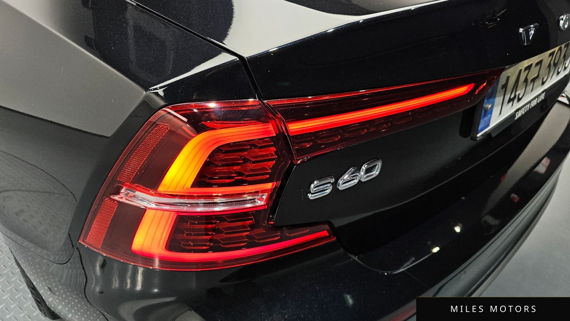 Volvo S60 2024 — миниатюра 9