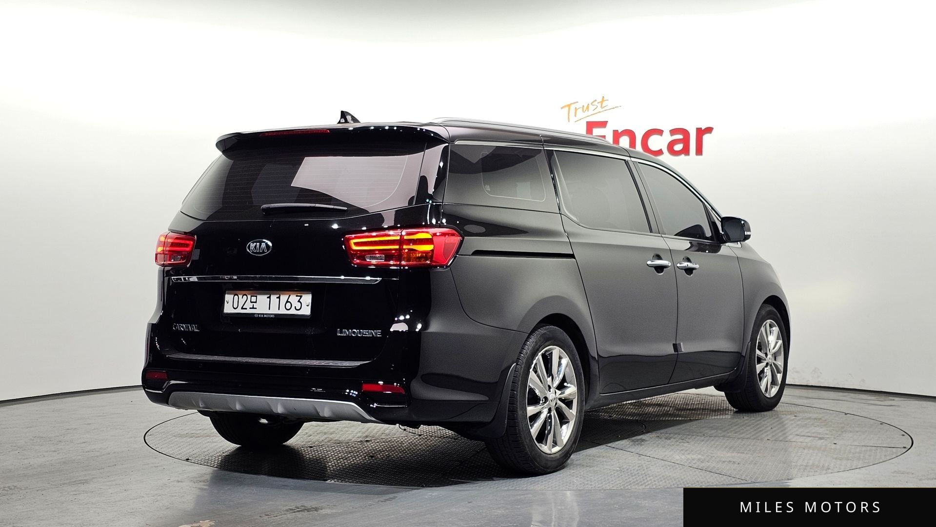 Kia Canival 2019 — миниатюра 2