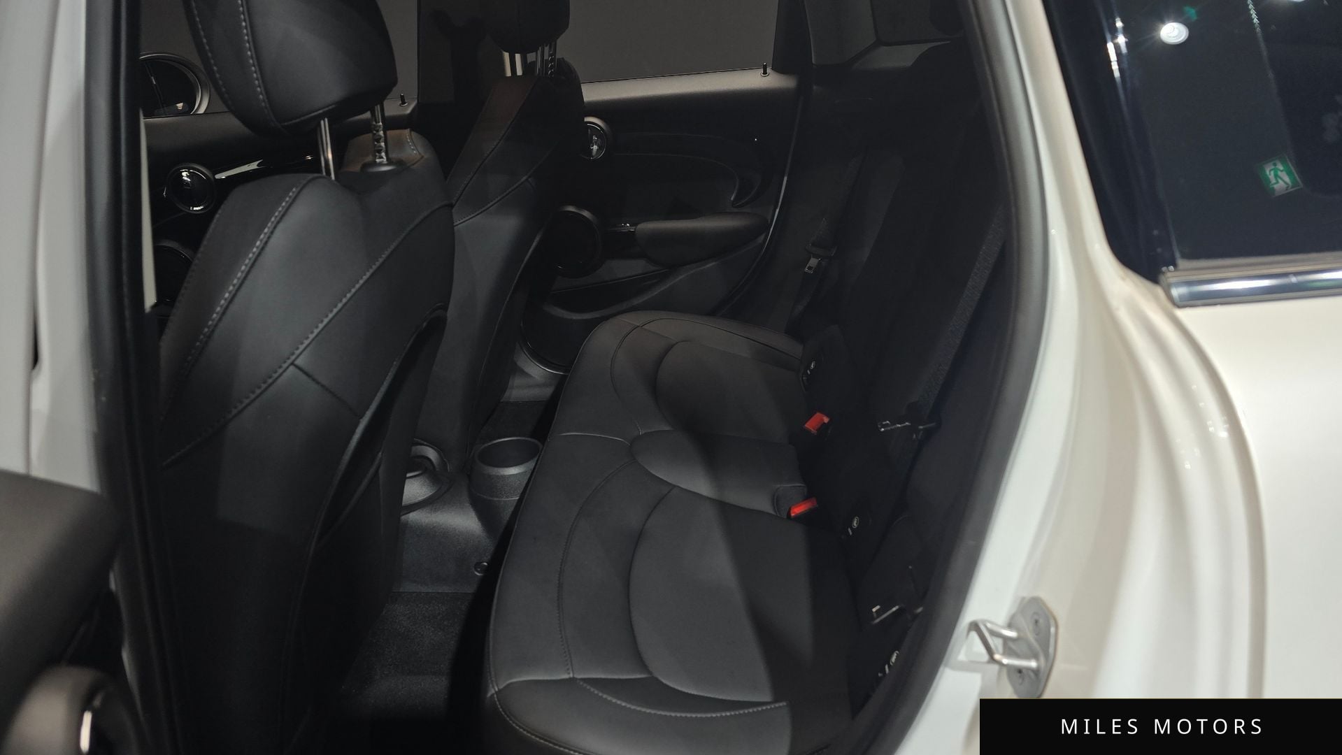 MINI Cooper 2024 — миниатюра 11