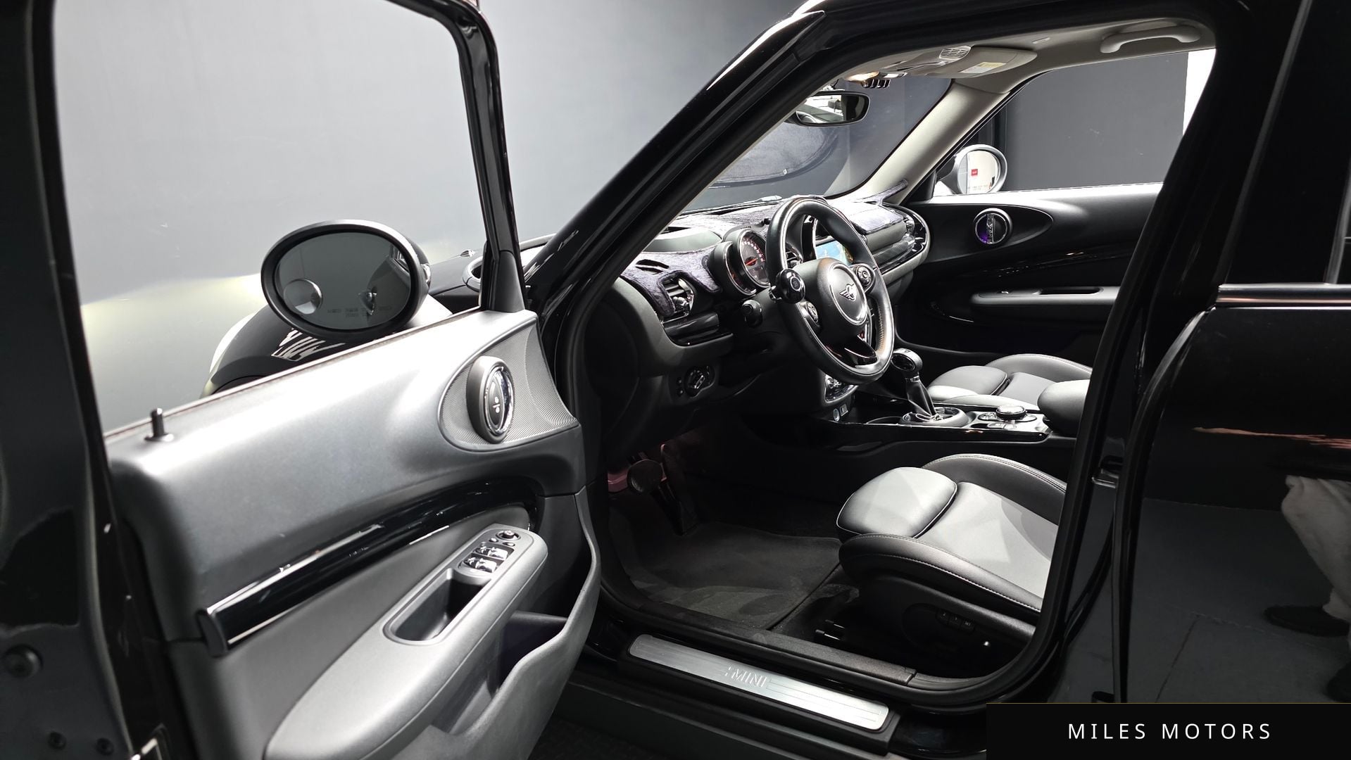 MINI 쿠퍼 클럽맨 2019 — миниатюра 13