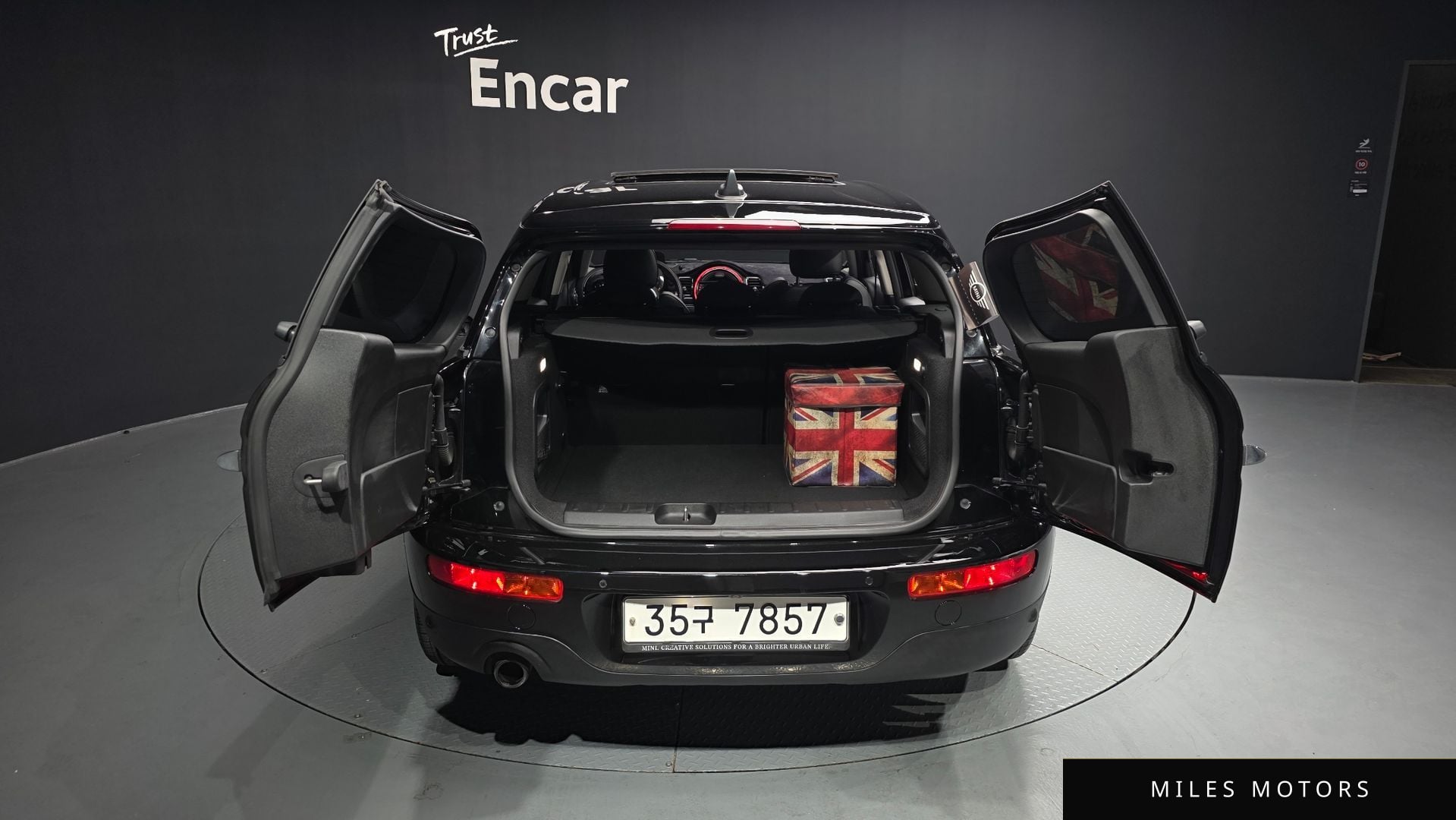 MINI 쿠퍼 클럽맨 2019 — миниатюра 26