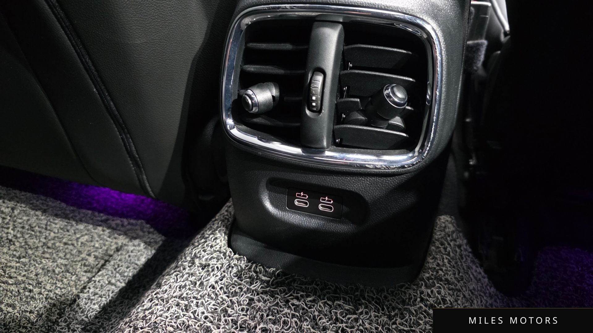 MINI 쿠퍼 클럽맨 2019 — миниатюра 31