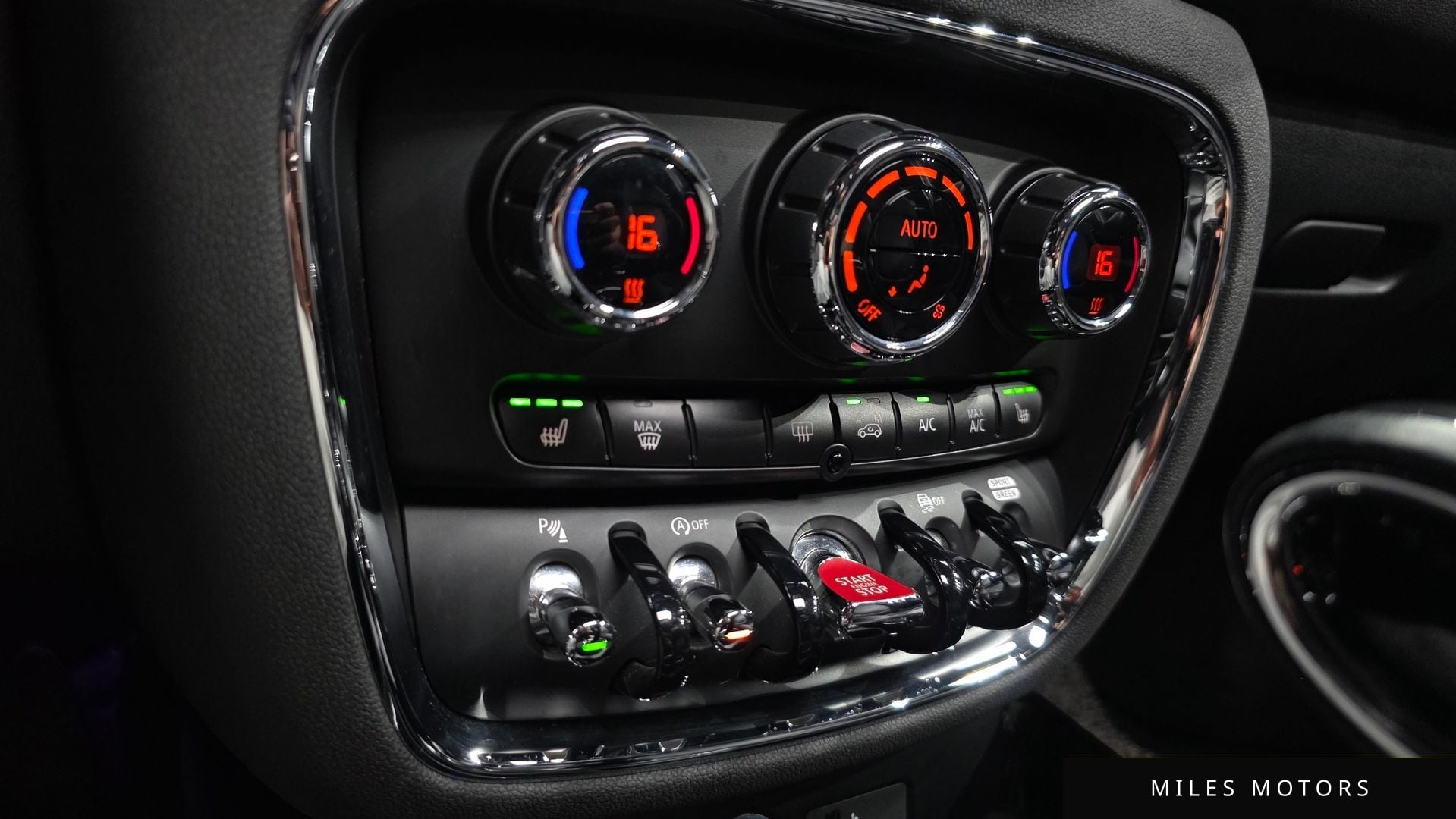 MINI 쿠퍼 클럽맨 2019 — миниатюра 35