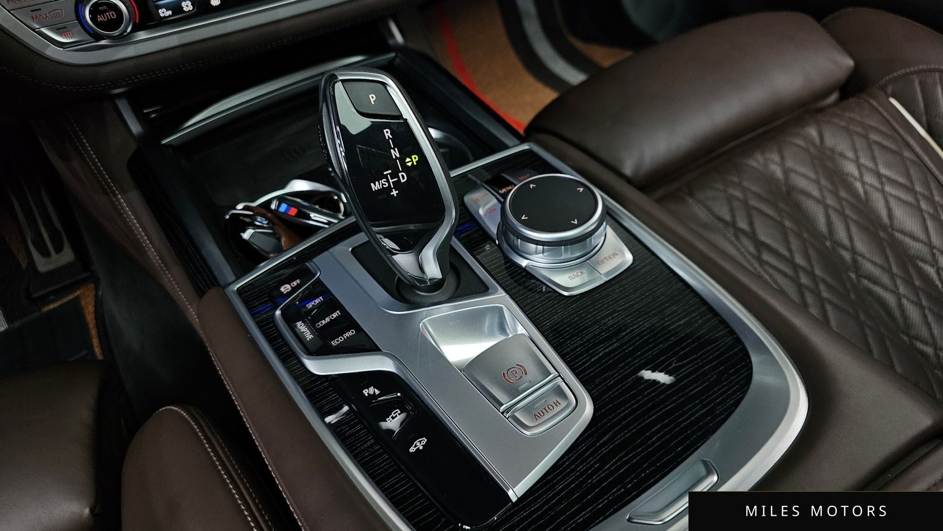 BMW 7 Series (G11) 2020 — миниатюра 12