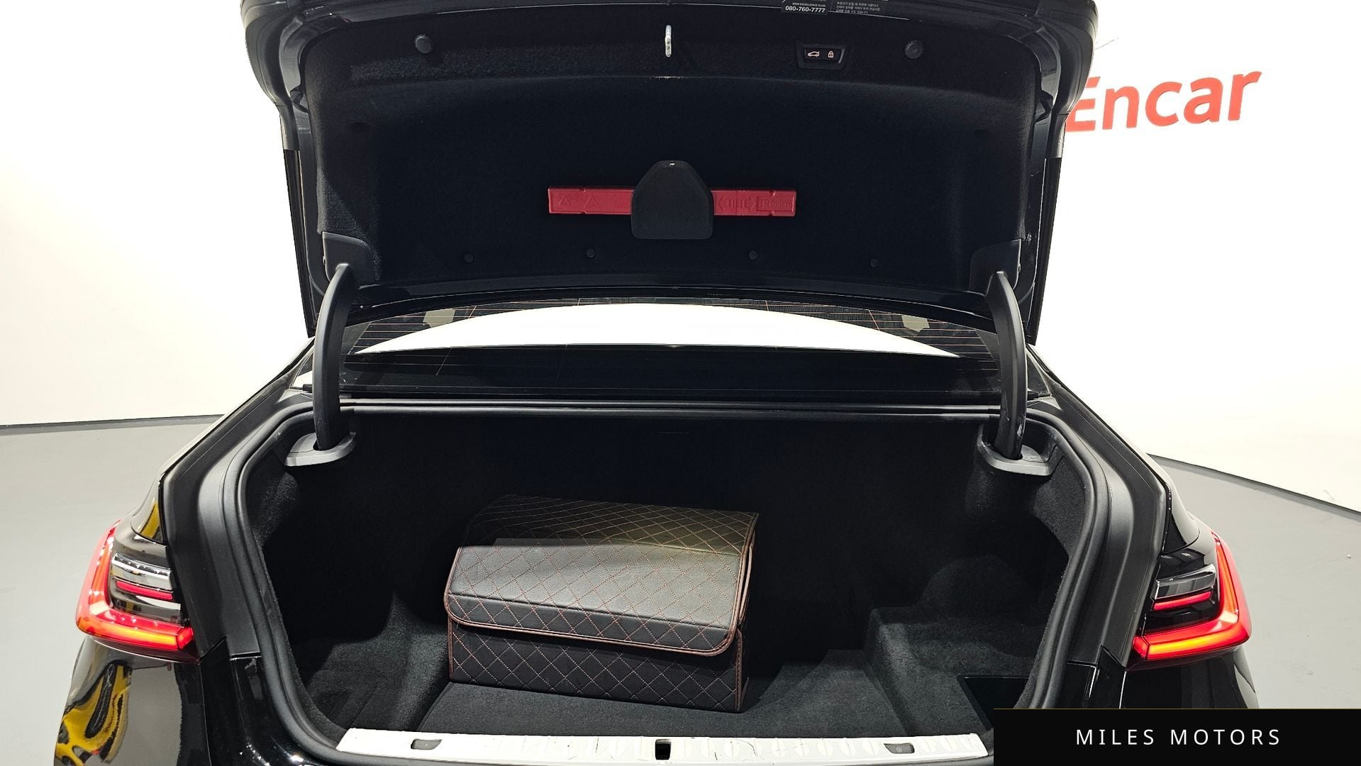 BMW 7 Series (G11) 2020 — миниатюра 26