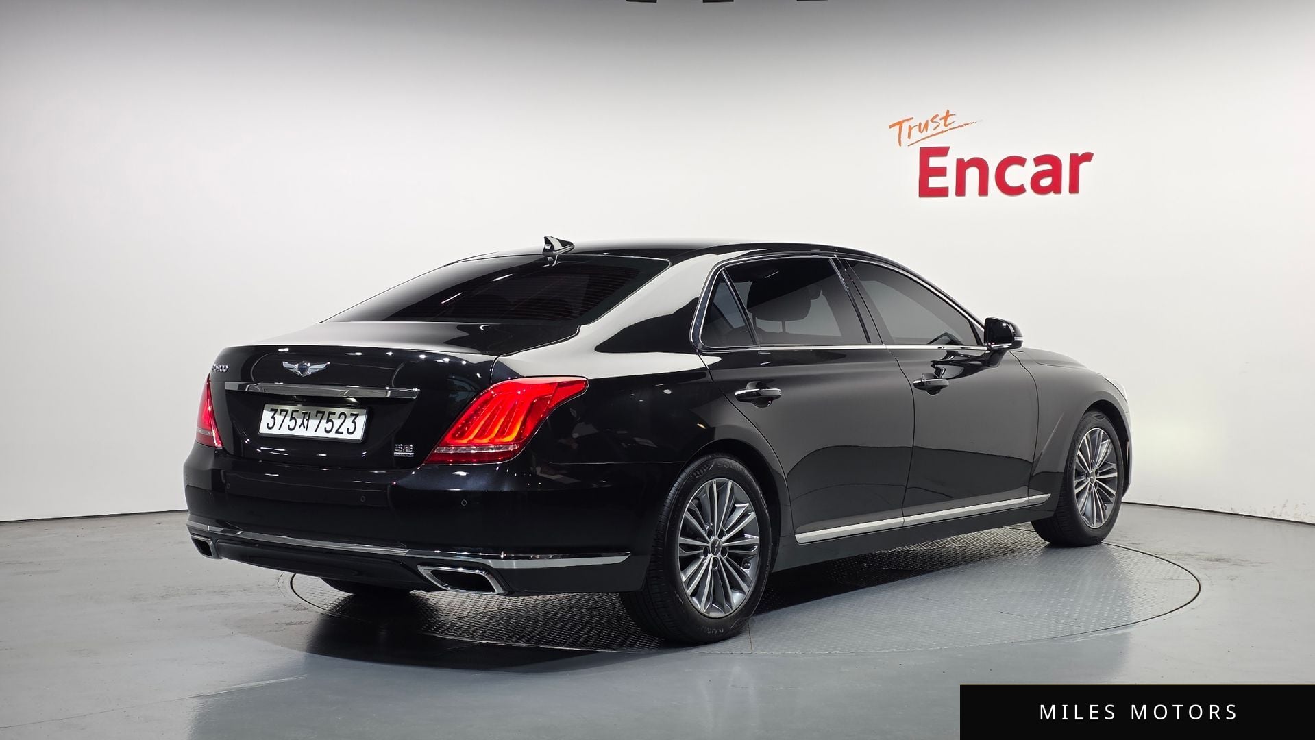 Genesis EQ900 2018 — миниатюра 2