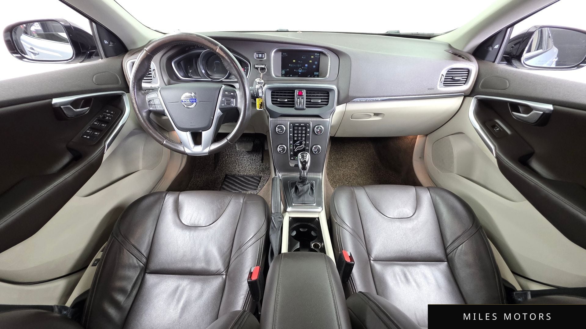 Volvo V40 크로스컨트리 2016 — миниатюра 7