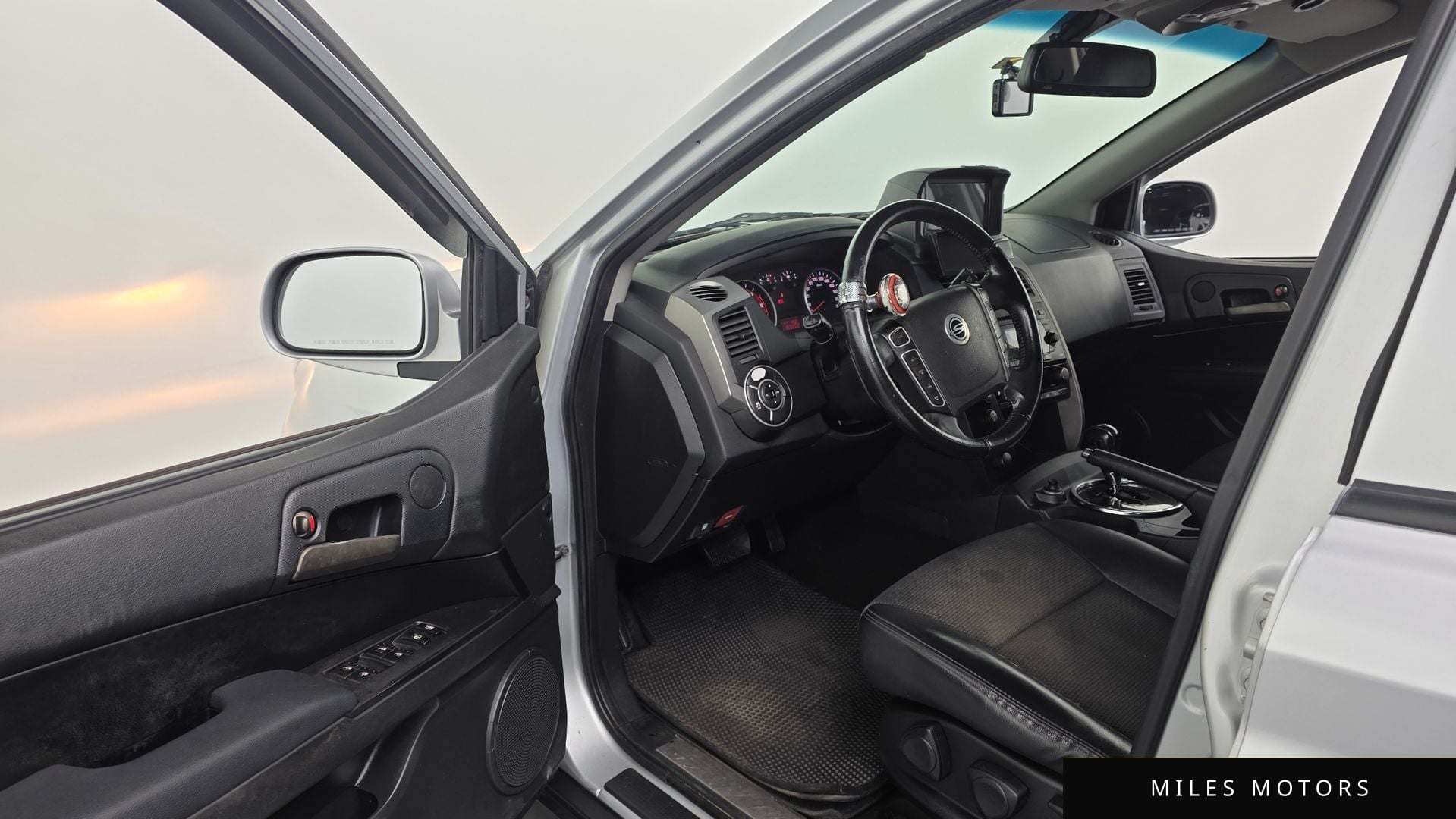 KG Mobility KORANDO 2014 — миниатюра 10