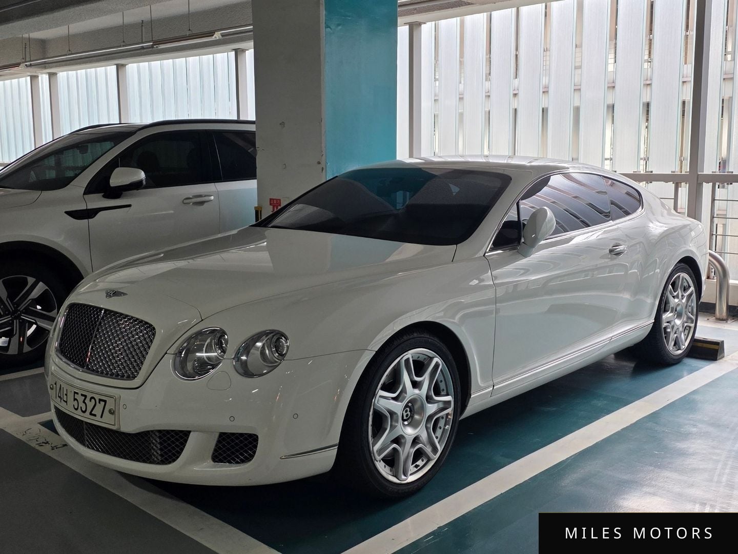 Bentley Continental GT 2010 — миниатюра 2