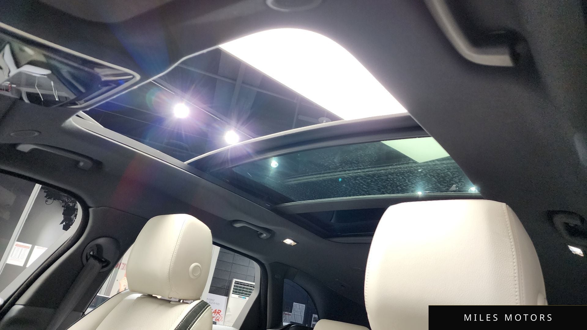 Land Rover 레인지로버 벨라 2022 — миниатюра 24