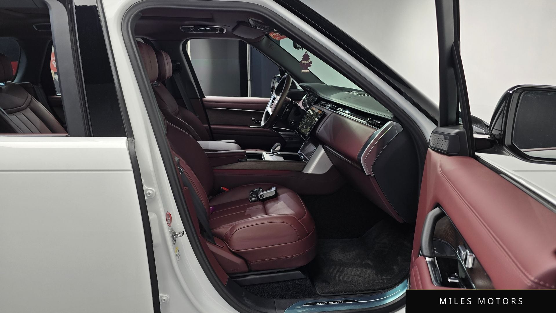 Land Rover 레인지로버 2025 — миниатюра 15