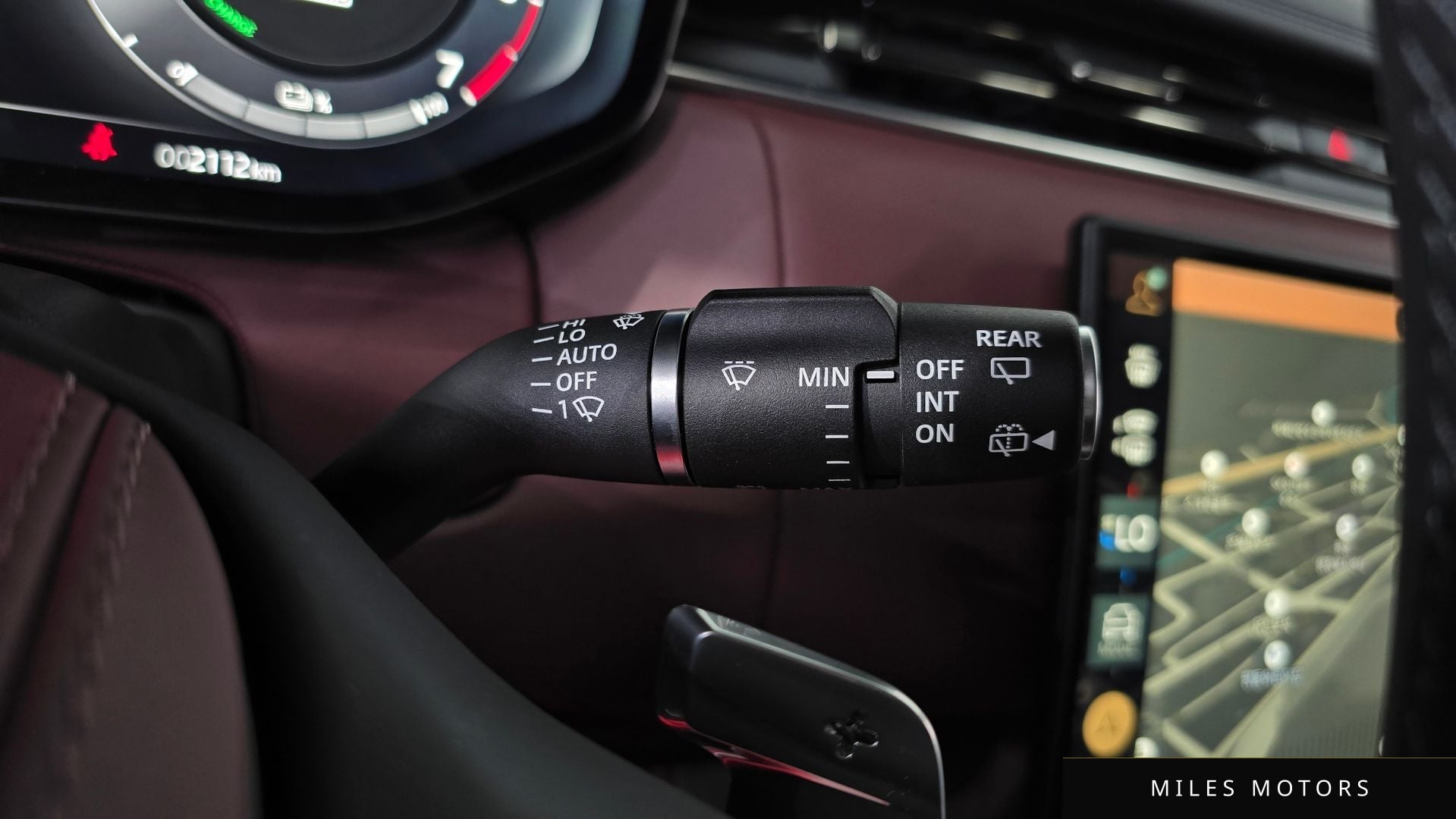 Land Rover 레인지로버 2025 — миниатюра 38