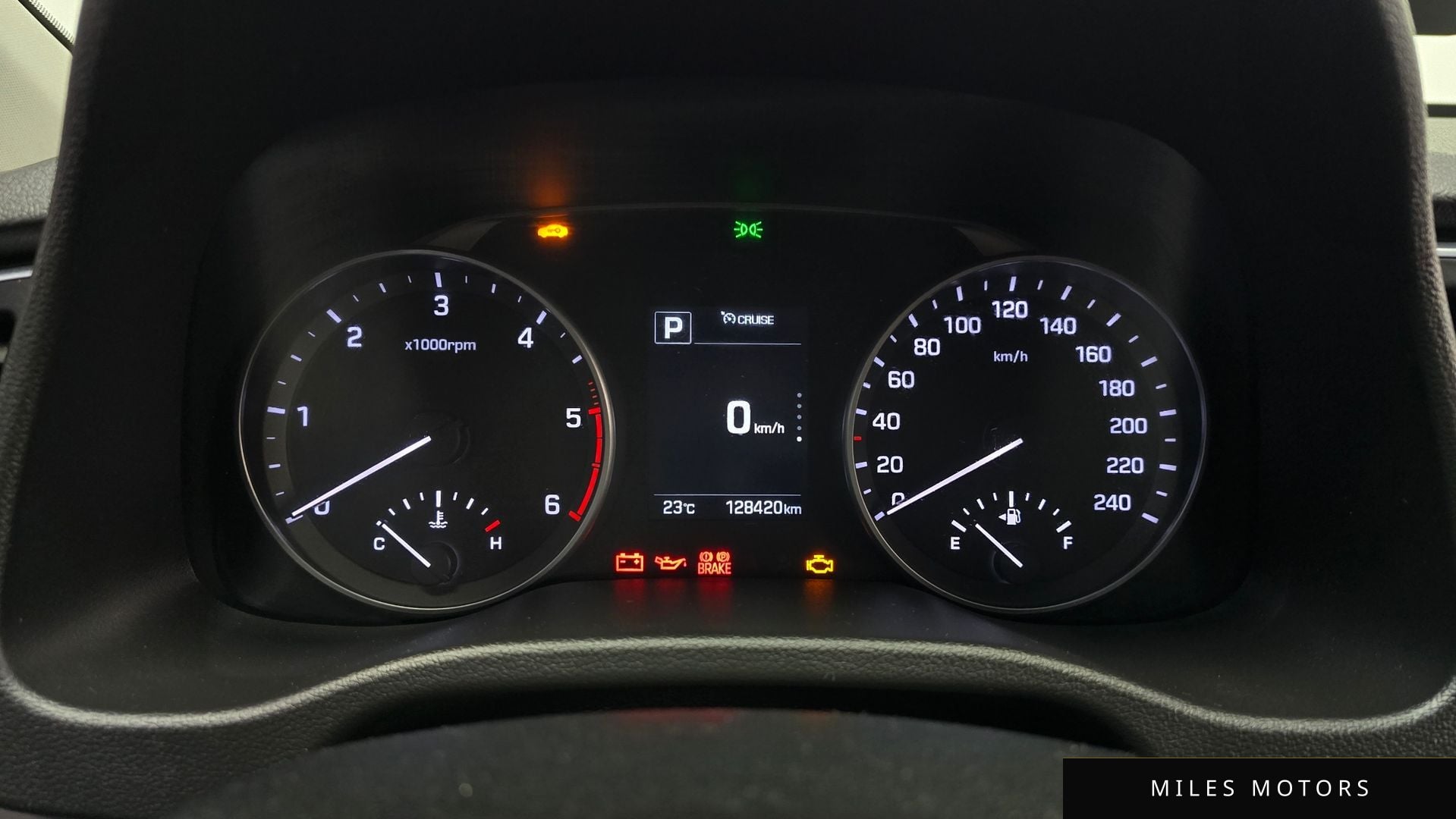 Hyundai AVANTE 2016 — миниатюра 11