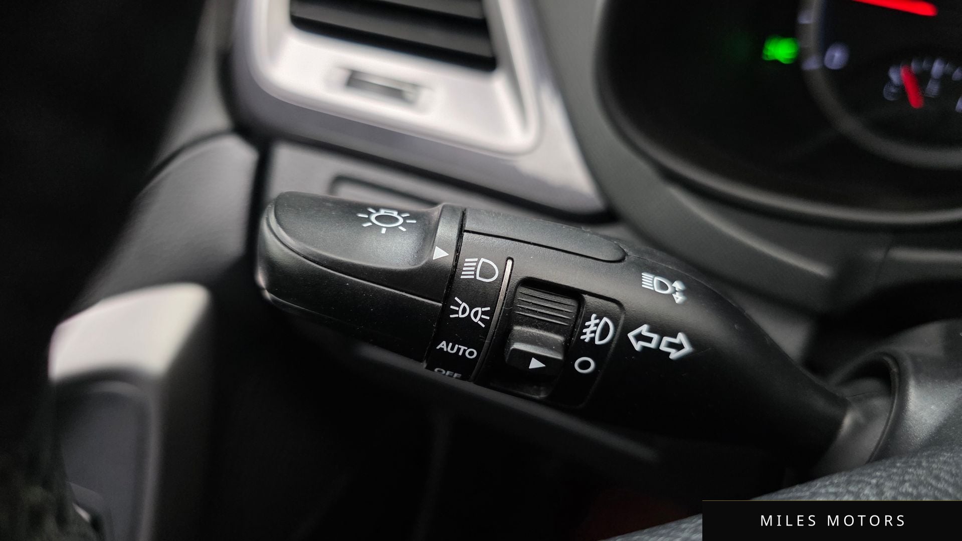 Hyundai Santafe 2015 — миниатюра 26