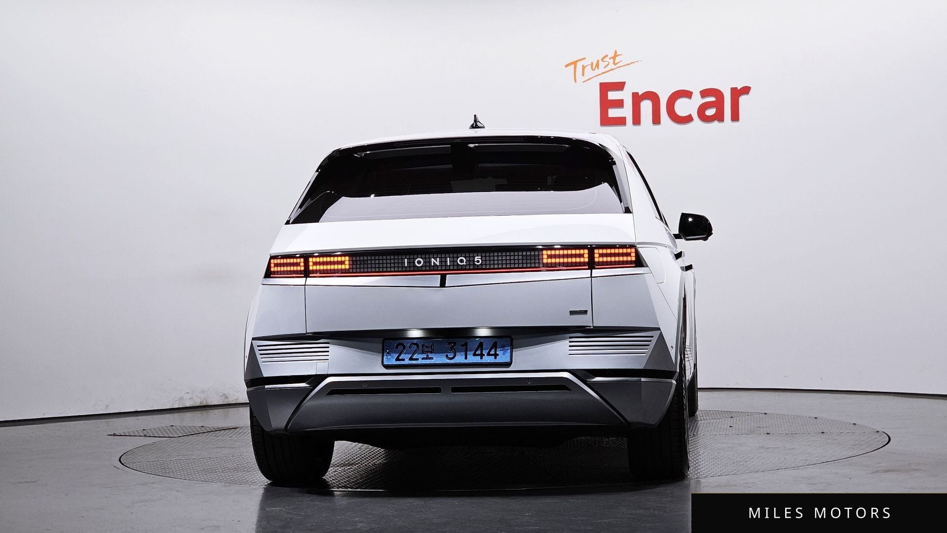 Hyundai Ioniq5 2022 — миниатюра 3