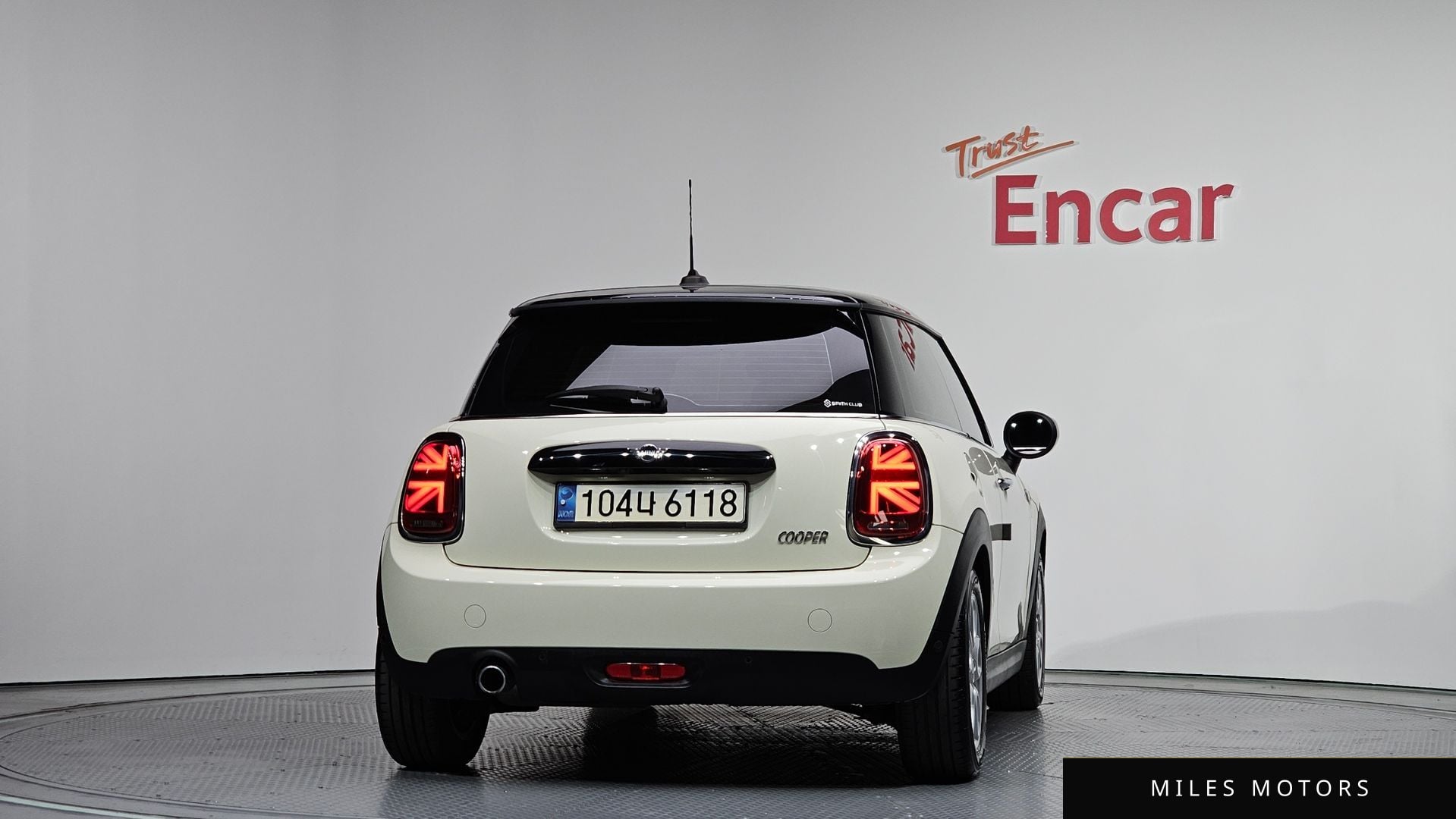 MINI 쿠퍼 2020 — миниатюра 3