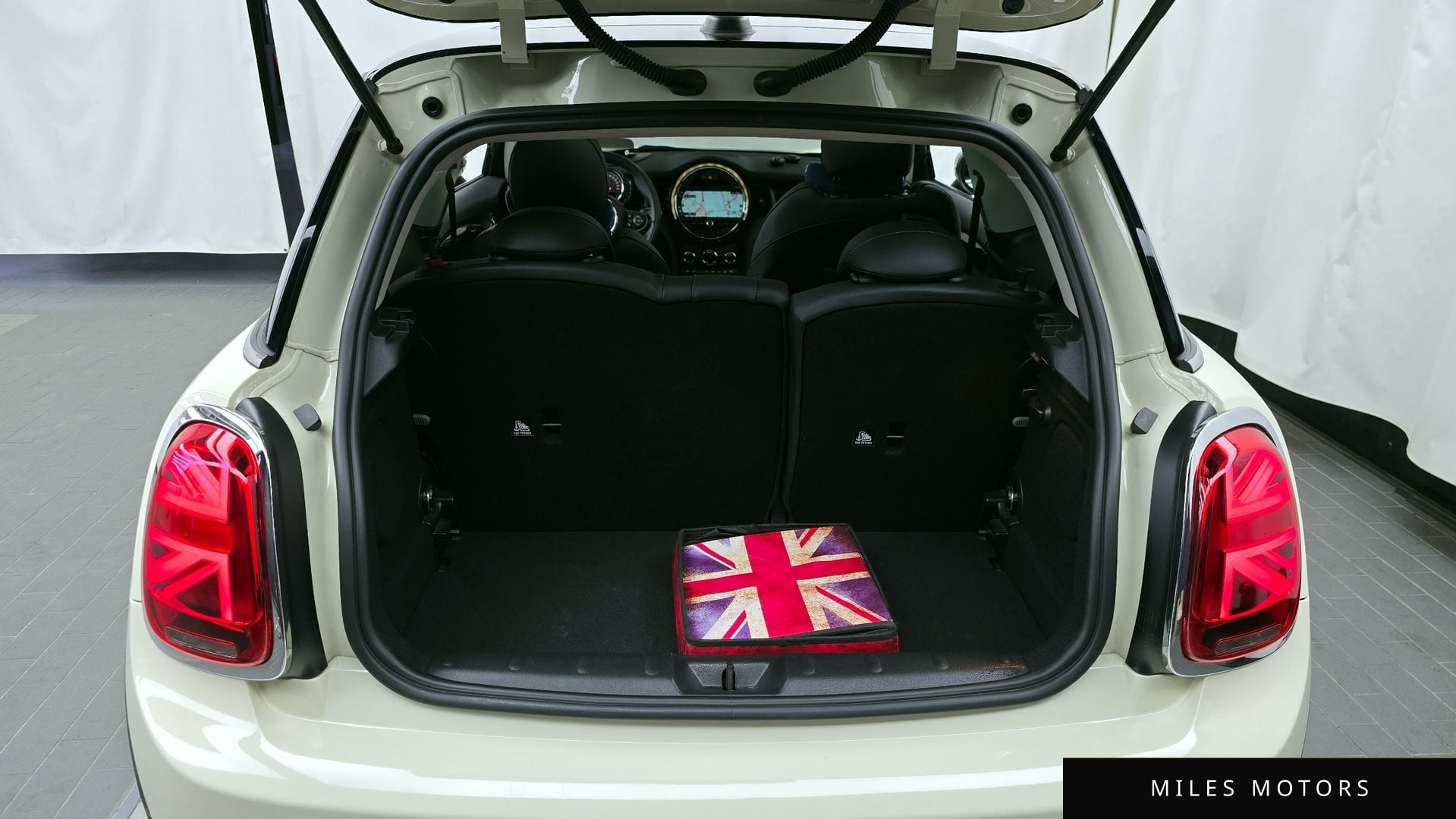 MINI 쿠퍼 2020 — миниатюра 26