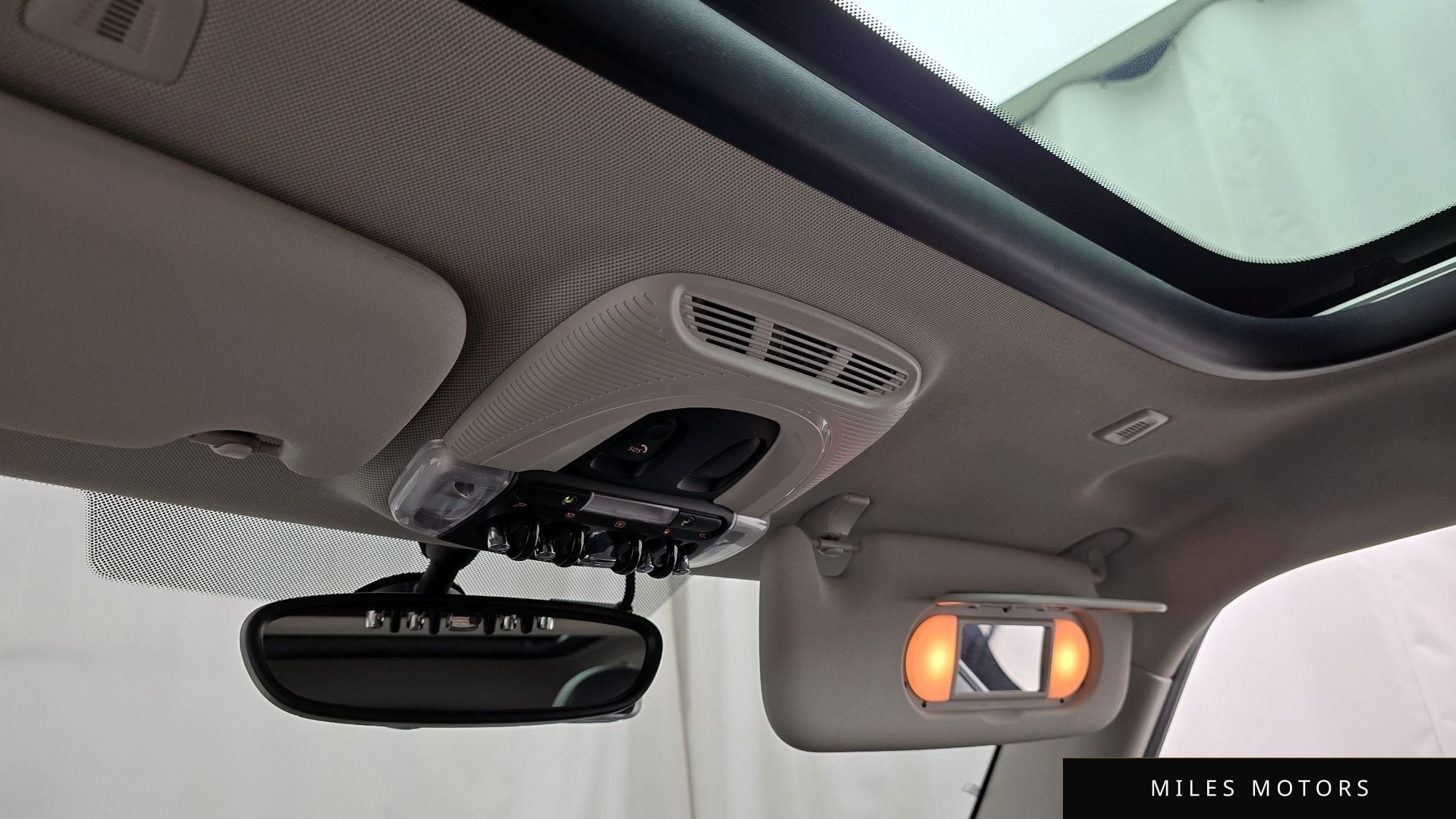 MINI 쿠퍼 2020 — миниатюра 28