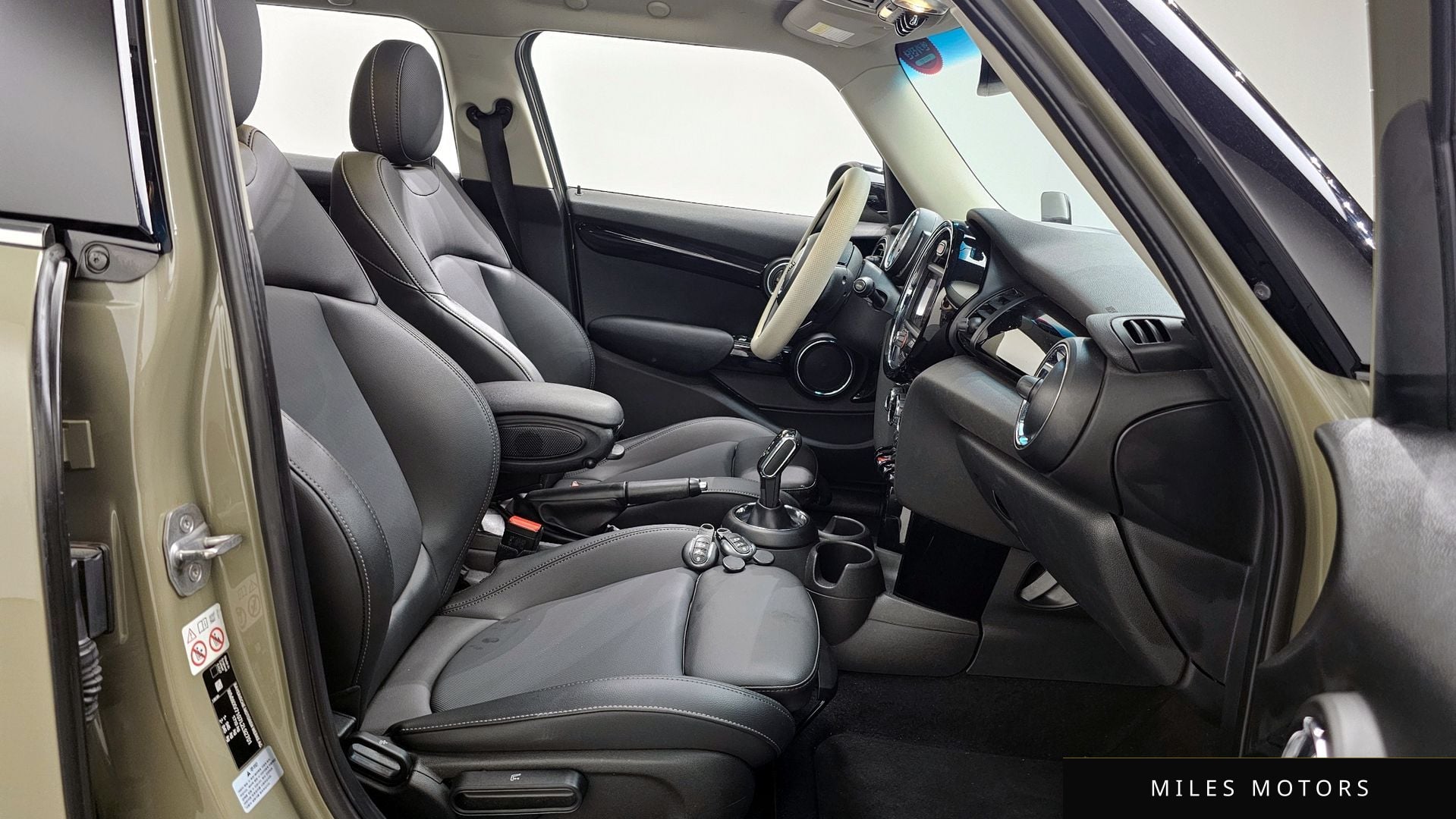 MINI 쿠퍼 2020 — миниатюра 11