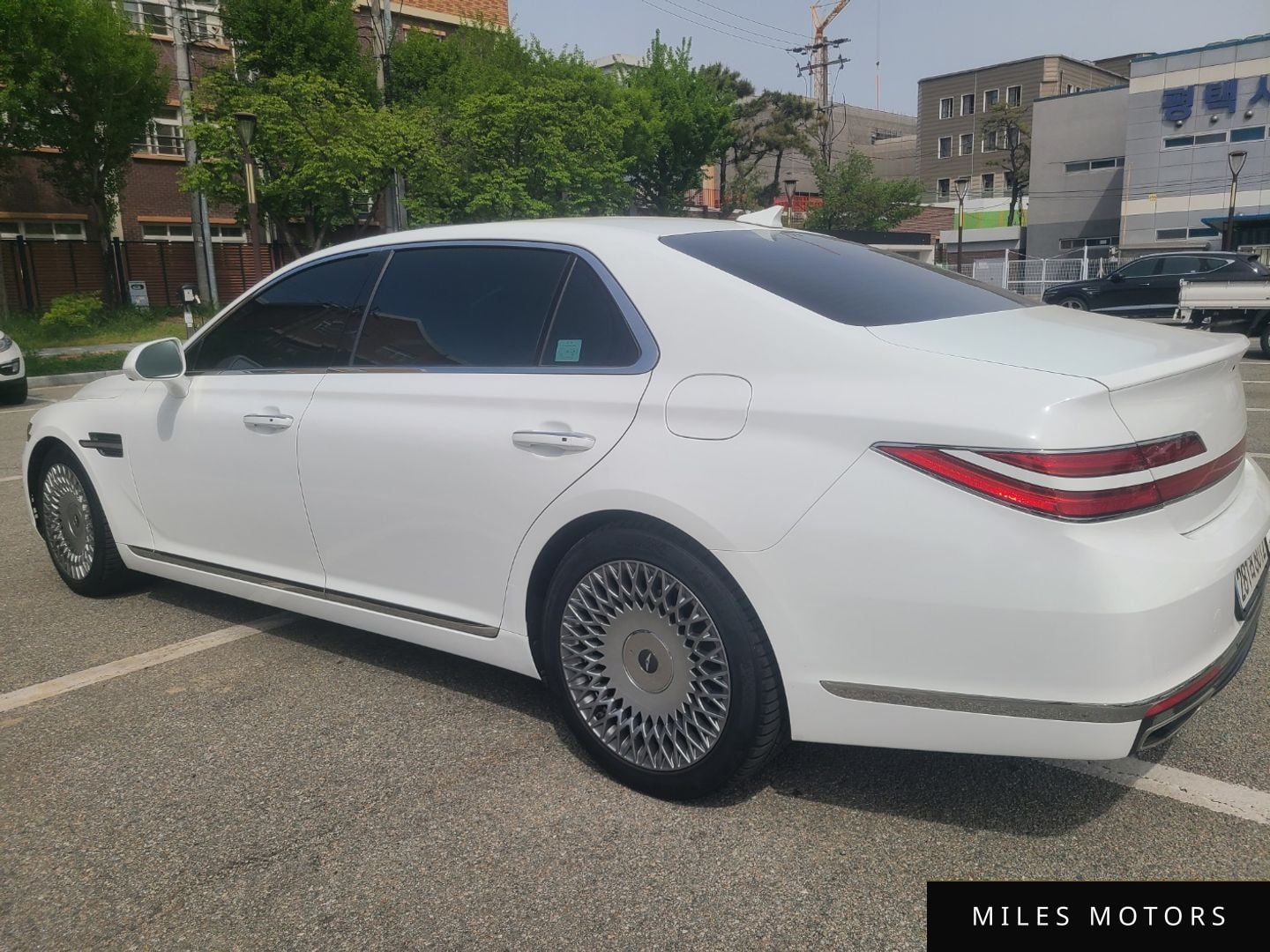 Genesis G90 2019 — миниатюра 3