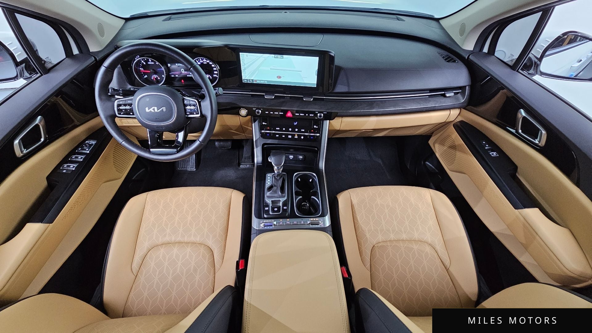 Kia Carnival 2023 — миниатюра 10