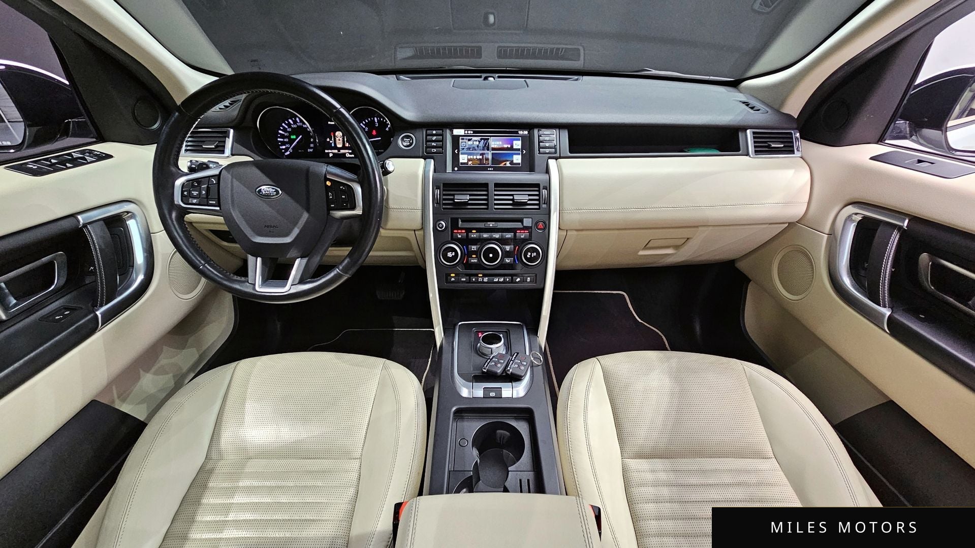 Land Rover Discovery Sport 2016 — миниатюра 7