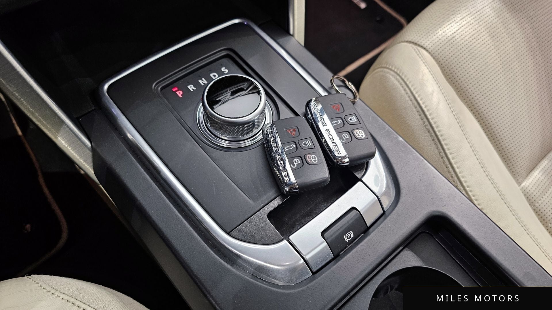 Land Rover Discovery Sport 2016 — миниатюра 9