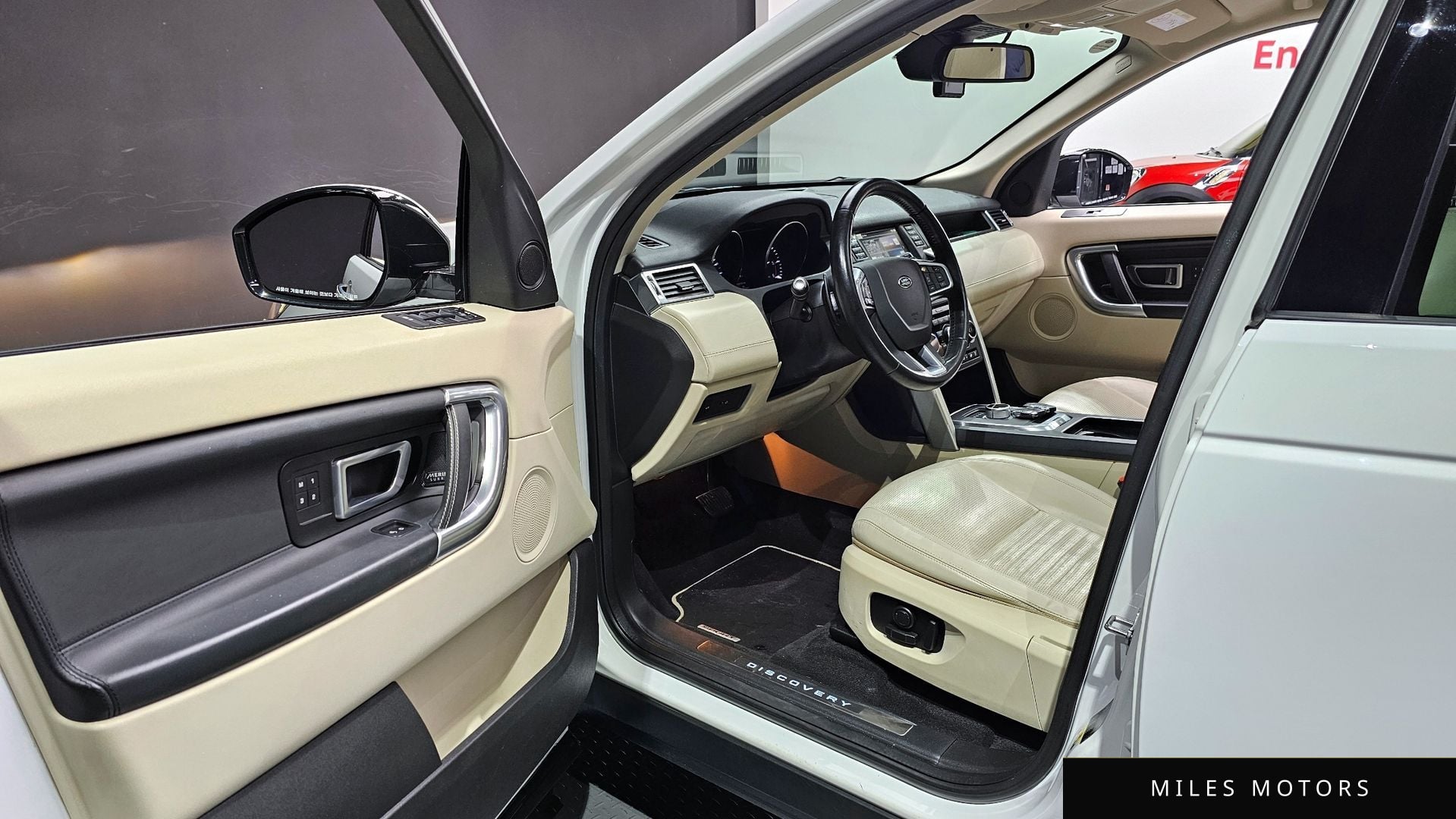 Land Rover Discovery Sport 2016 — миниатюра 10