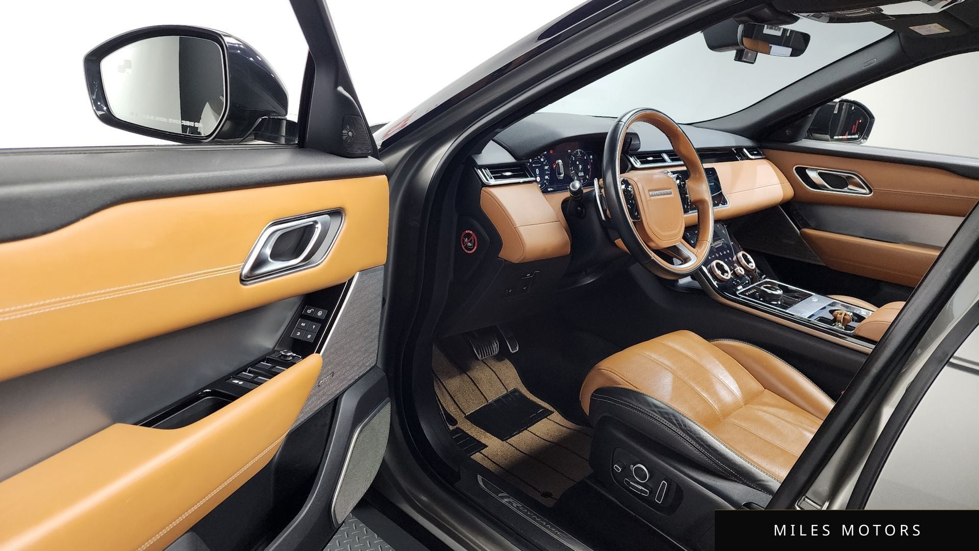 Land Rover Range Rover Velar 2019 — миниатюра 12