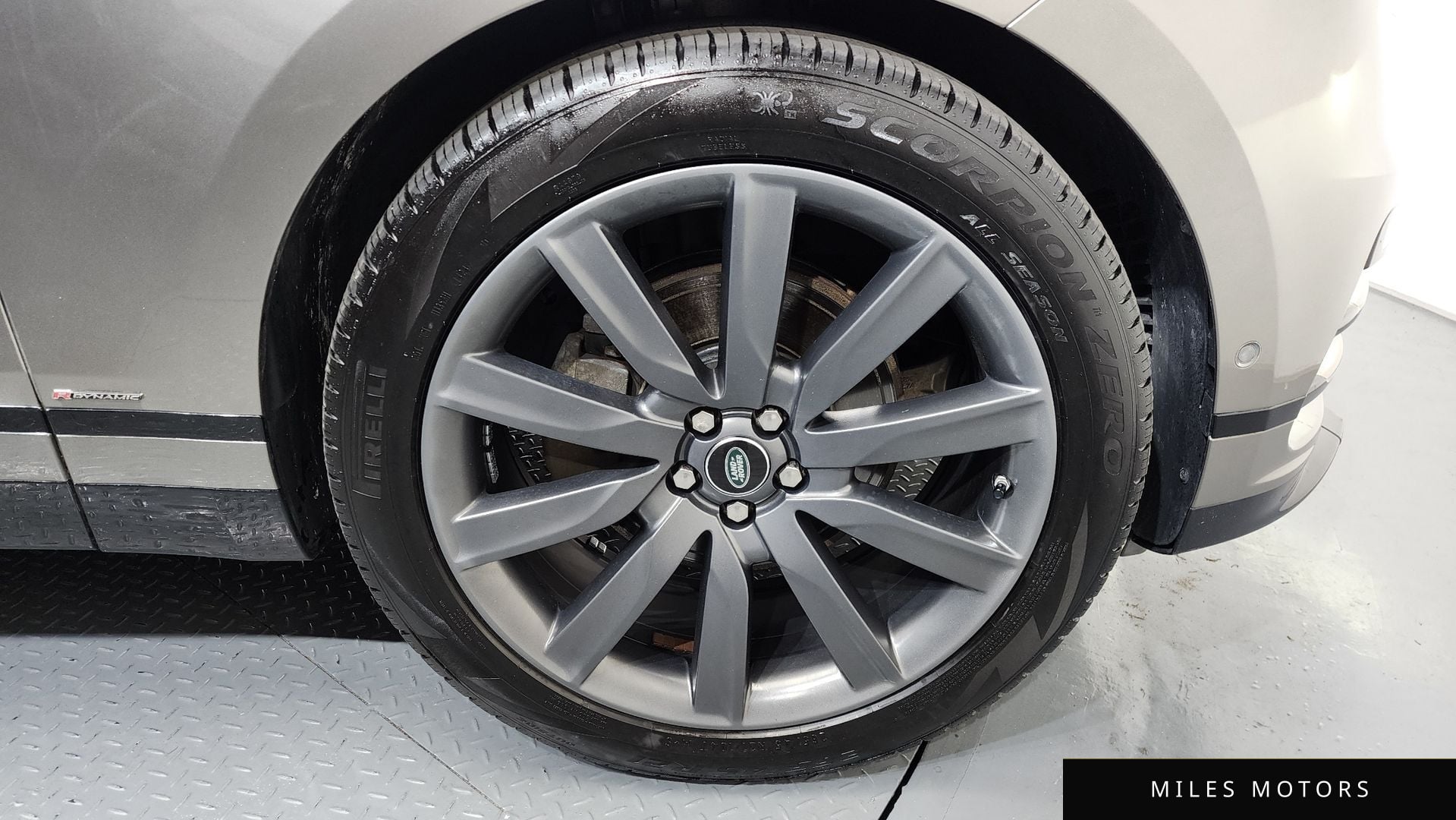 Land Rover Range Rover Velar 2019 — миниатюра 6
