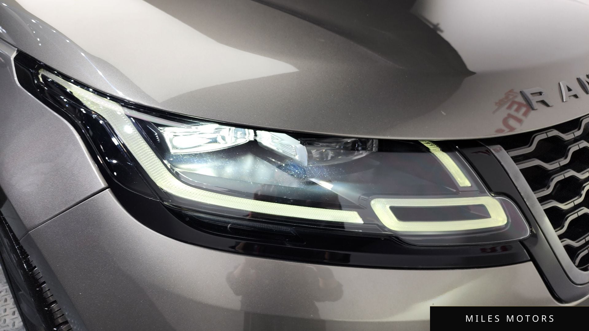 Land Rover Range Rover Velar 2019 — миниатюра 7
