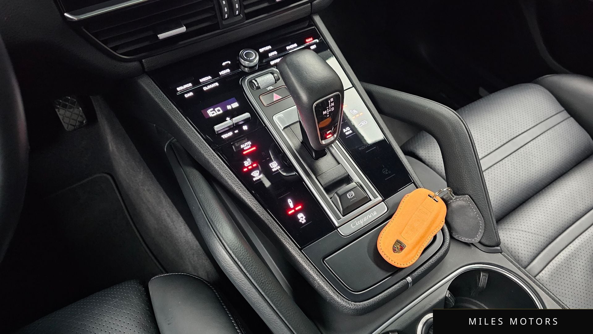 Porsche 카이엔 (PO536) 2020 — миниатюра 12