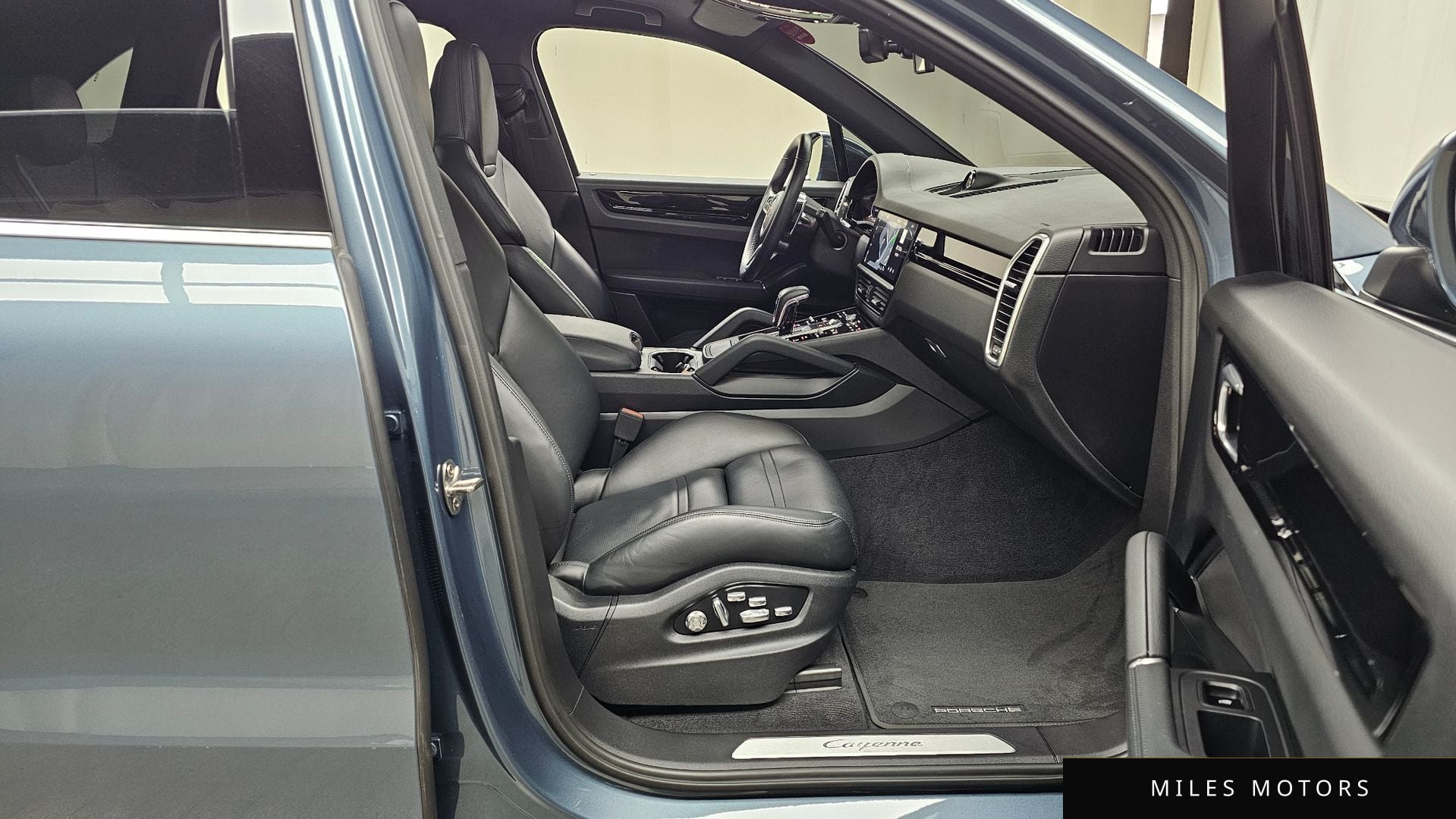 Porsche 카이엔 (PO536) 2020 — миниатюра 17