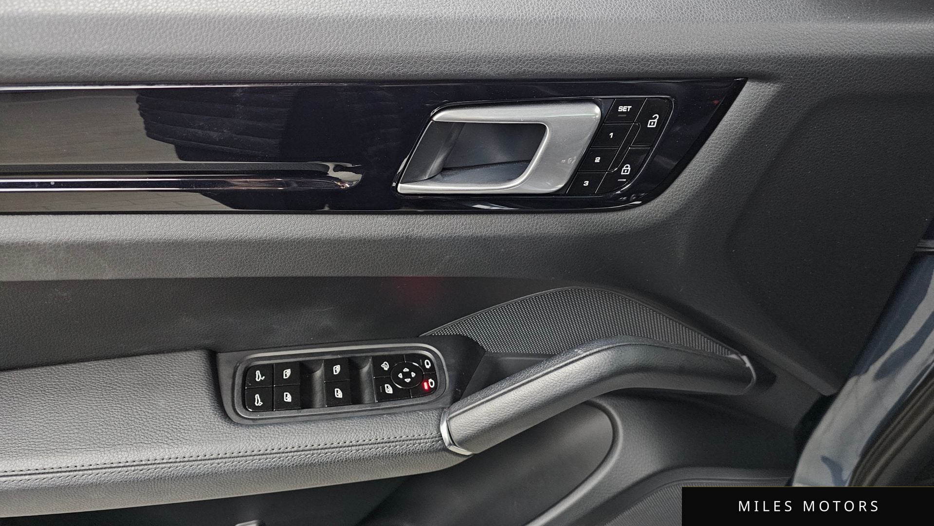 Porsche 카이엔 (PO536) 2020 — миниатюра 29