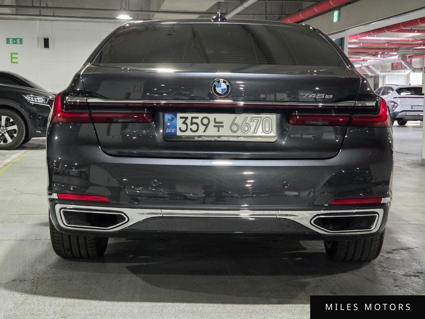 BMW 7 Series (G11) 2021 — миниатюра 4