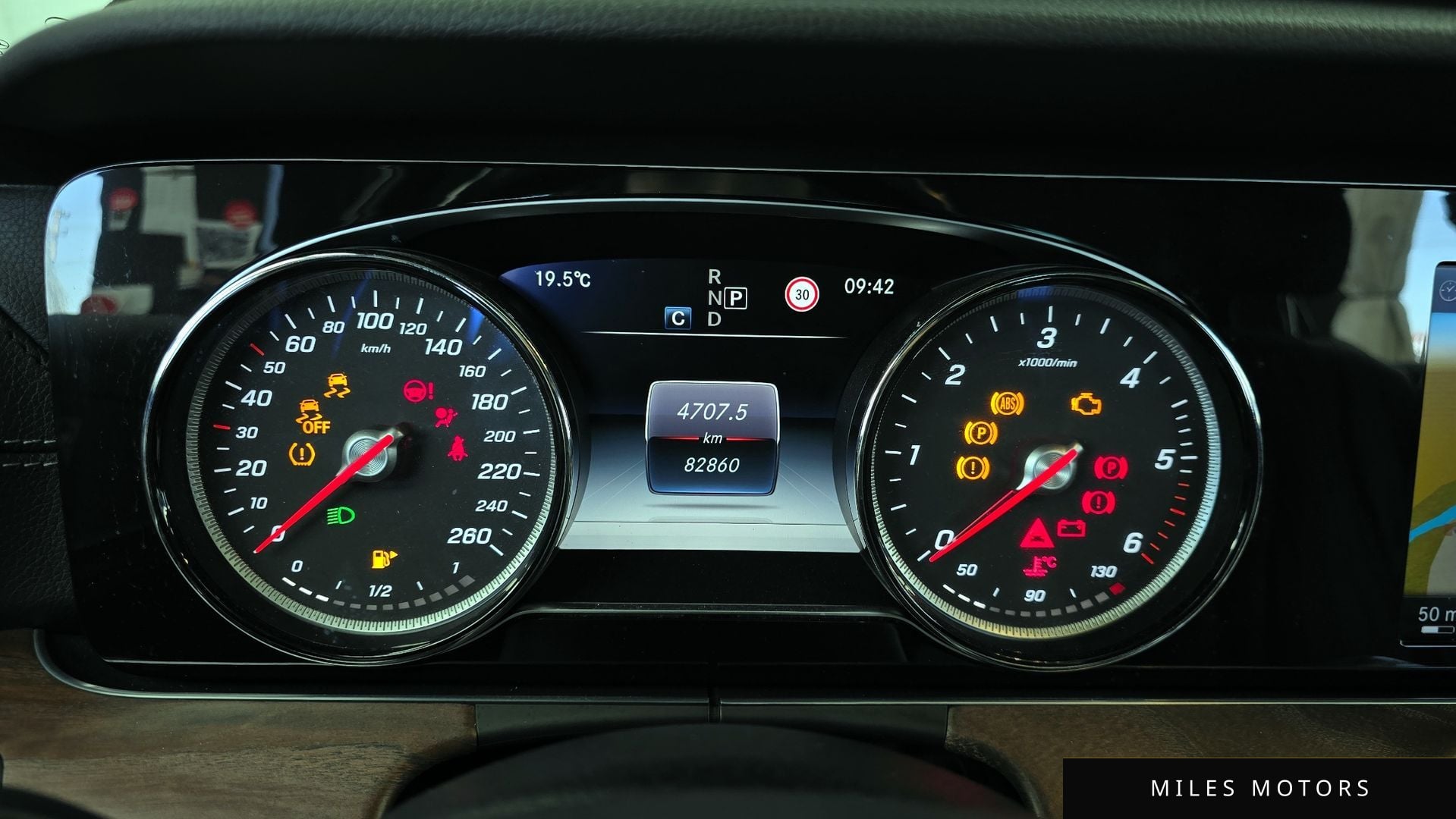 Mercedes-Benz E-클래스 W213 2017 — миниатюра 8