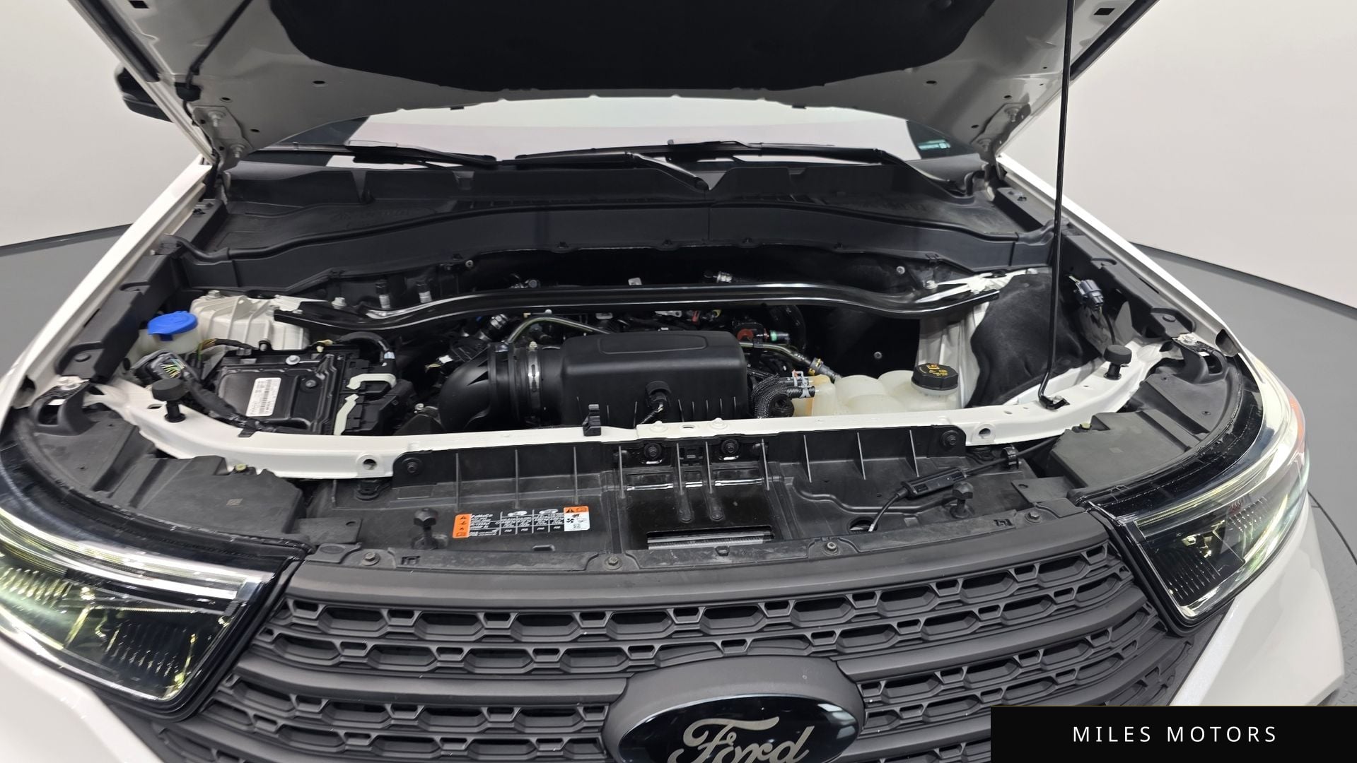 Ford Explorer 2021 — миниатюра 5
