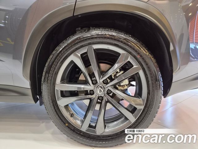 Лексус NX350h 2025 — миниатюра 6