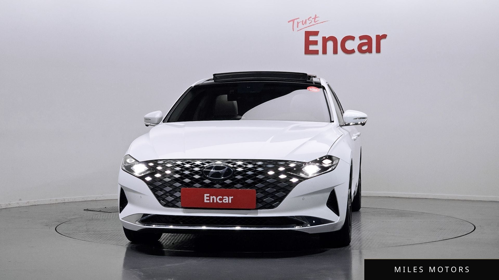 Hyundai Grandeur 2023 — миниатюра 3