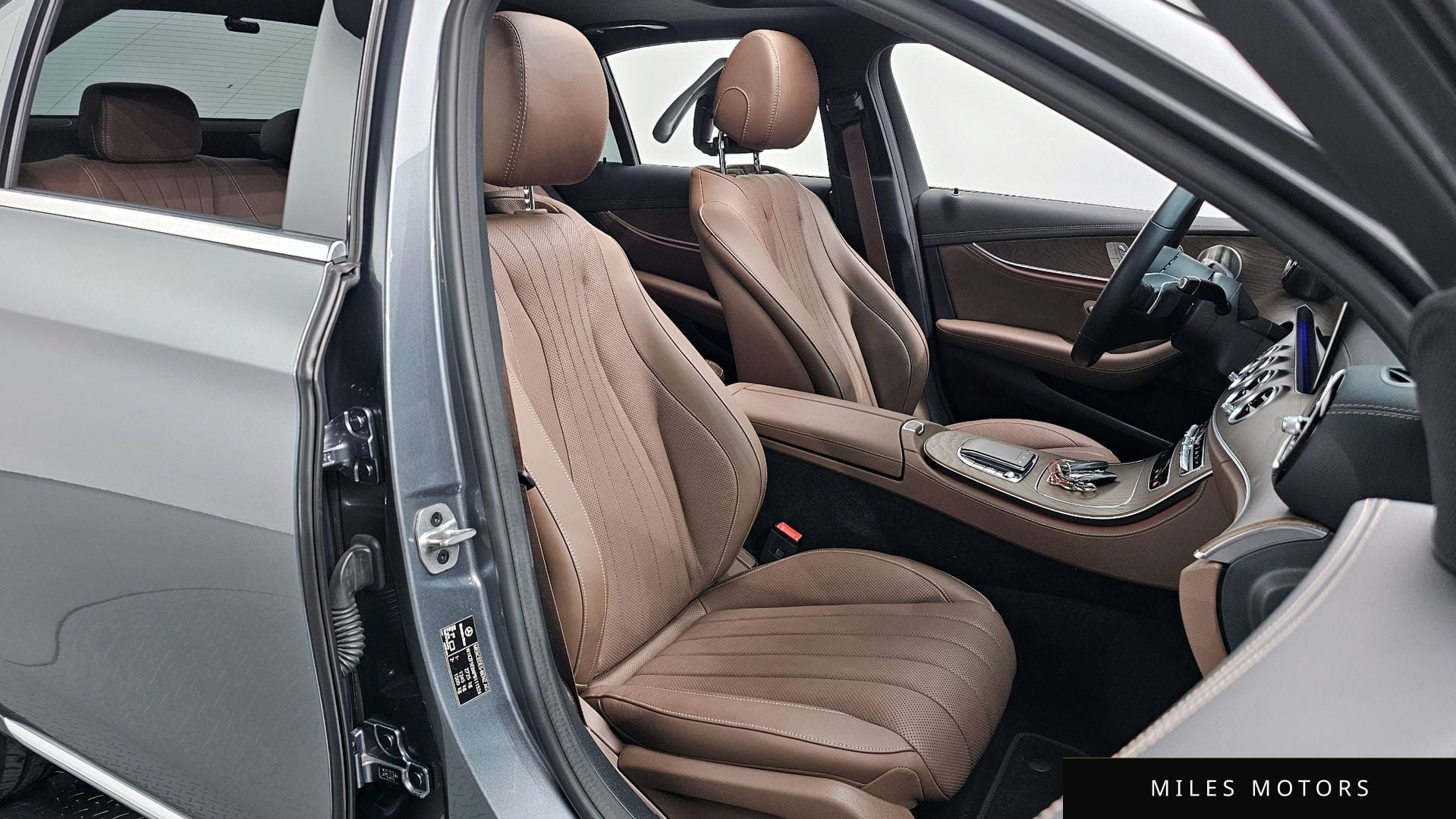 Mercedes-Benz E-클래스 W213 2023 — миниатюра 17