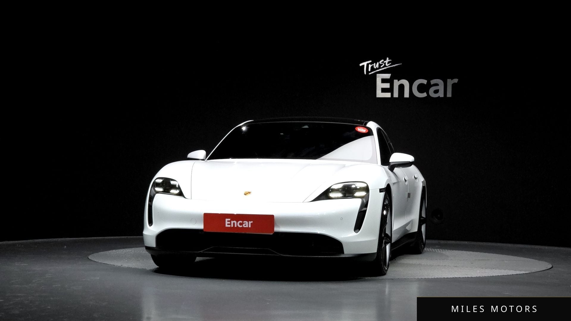 Porsche Taycan 2021 — миниатюра 3