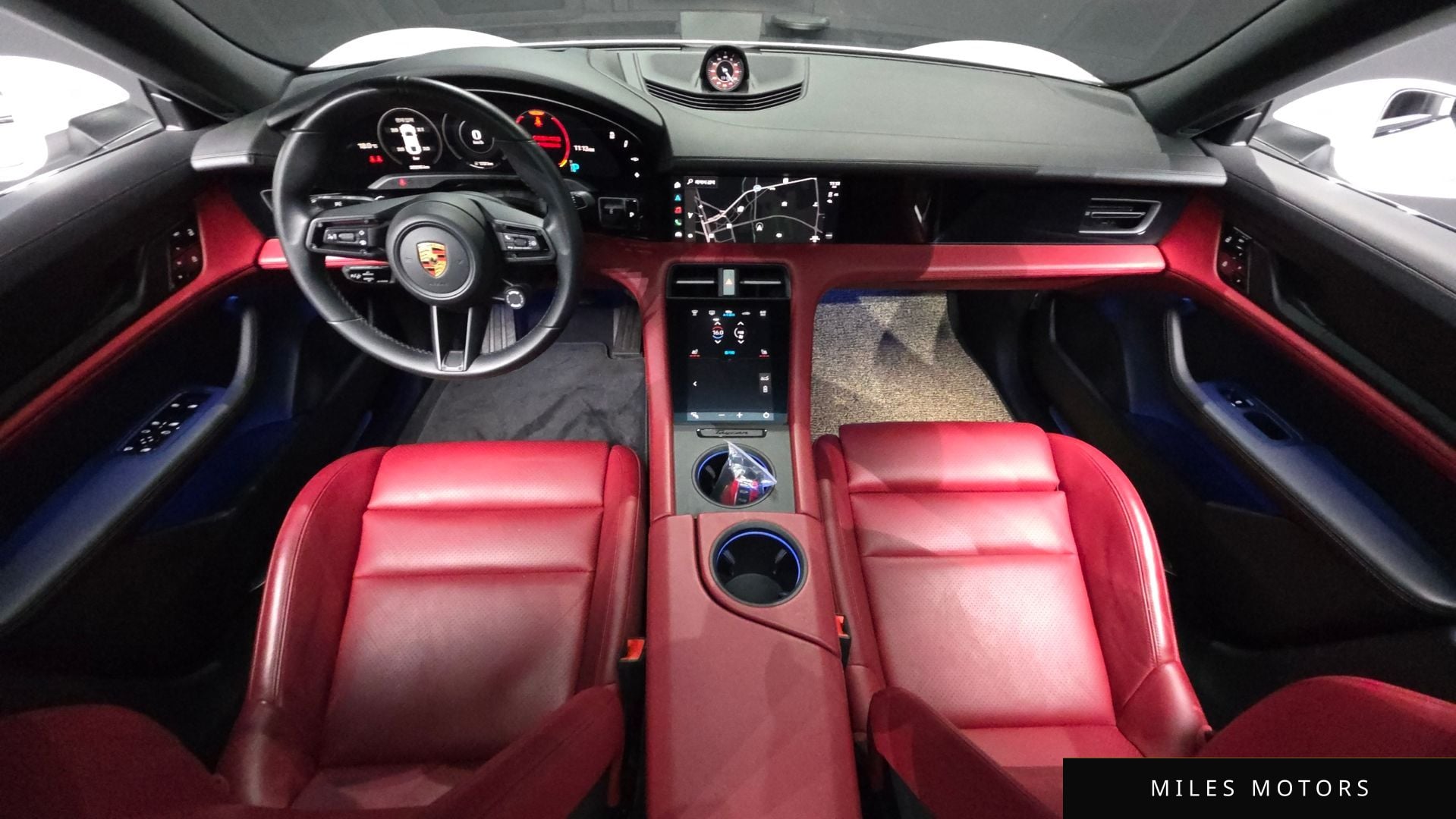 Porsche Taycan 2021 — миниатюра 7