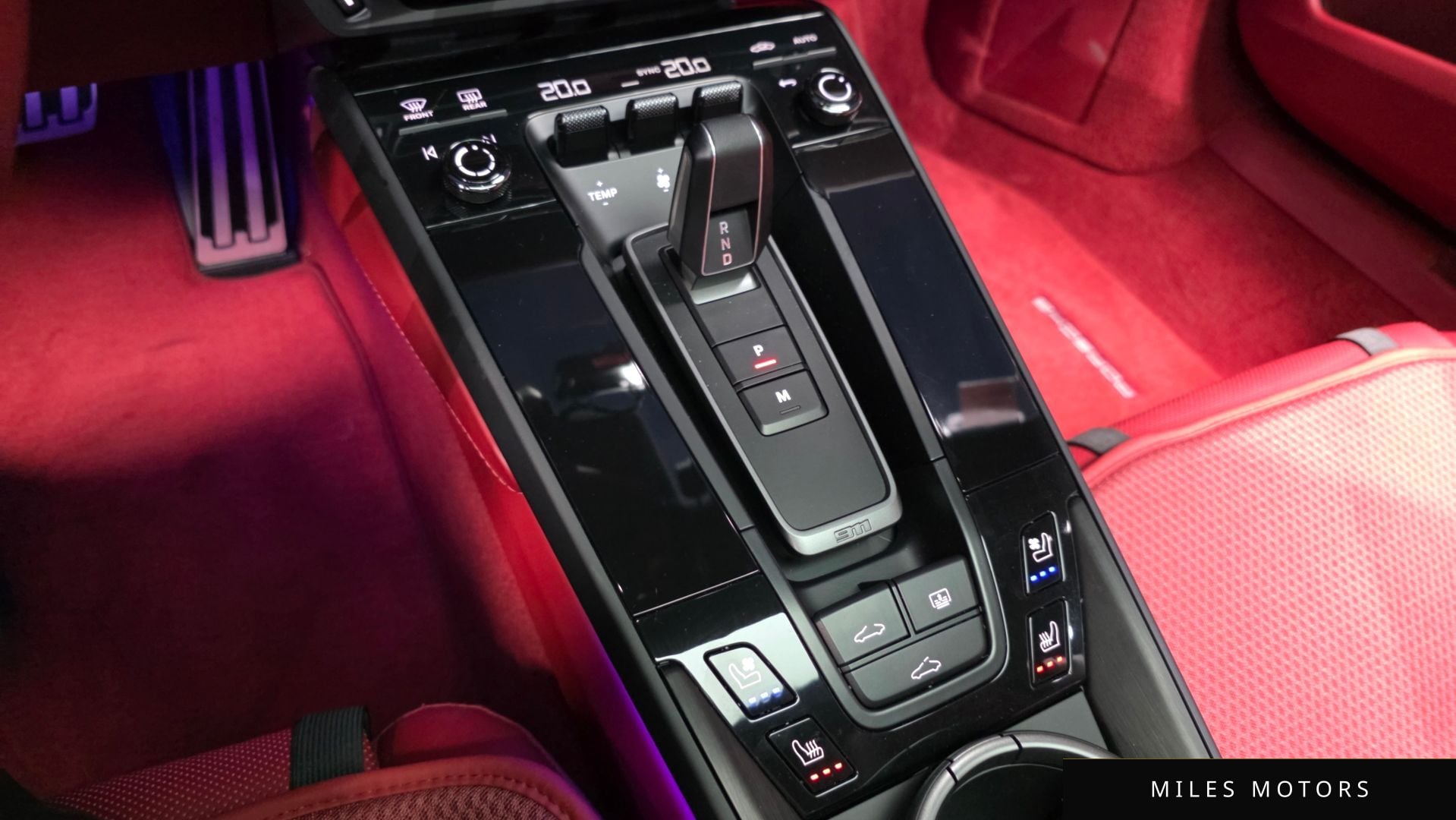 Porsche 911 (992) 2023 — миниатюра 9