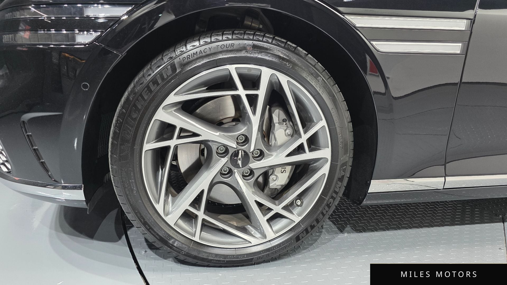 Genesis G90 (RS4) 2023 — миниатюра 4