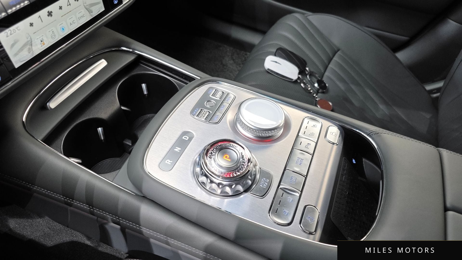 Genesis G90 (RS4) 2023 — миниатюра 11