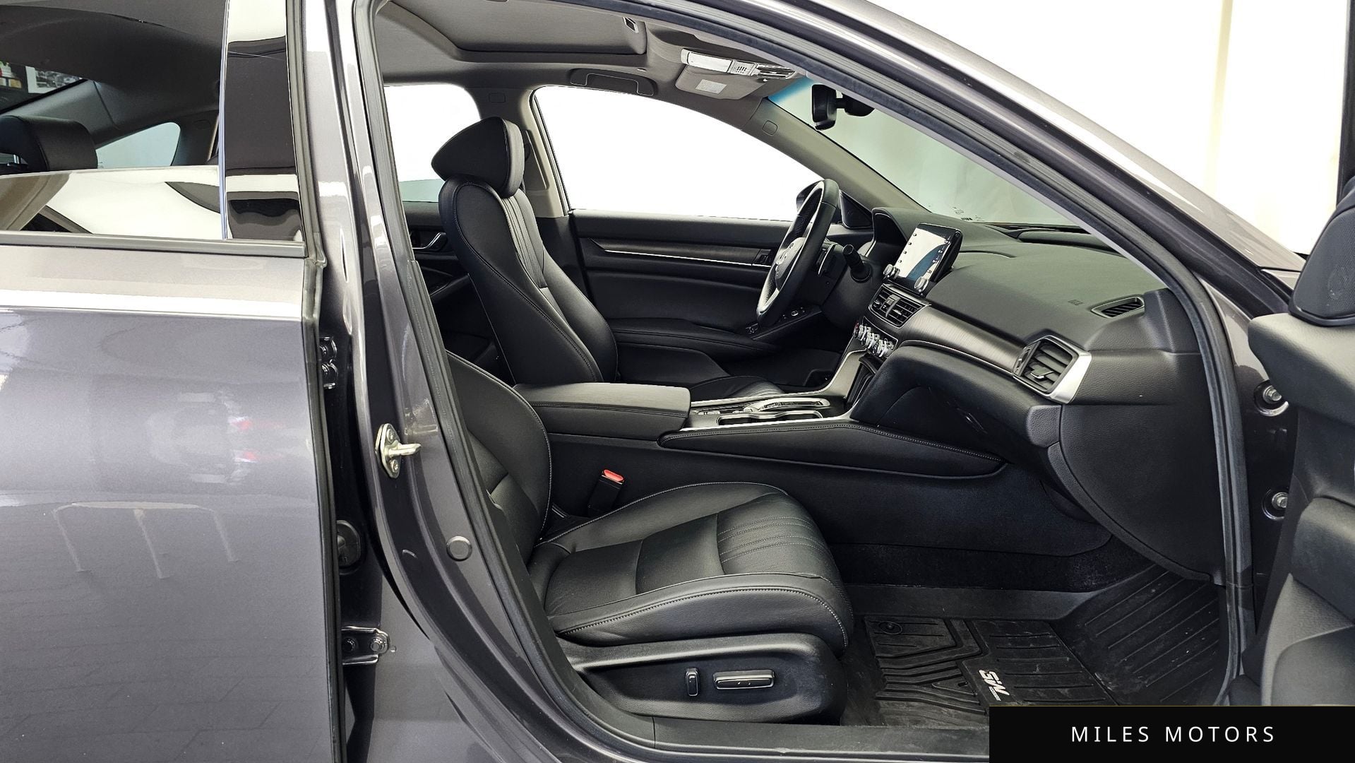 Honda Accord 2019 — миниатюра 11